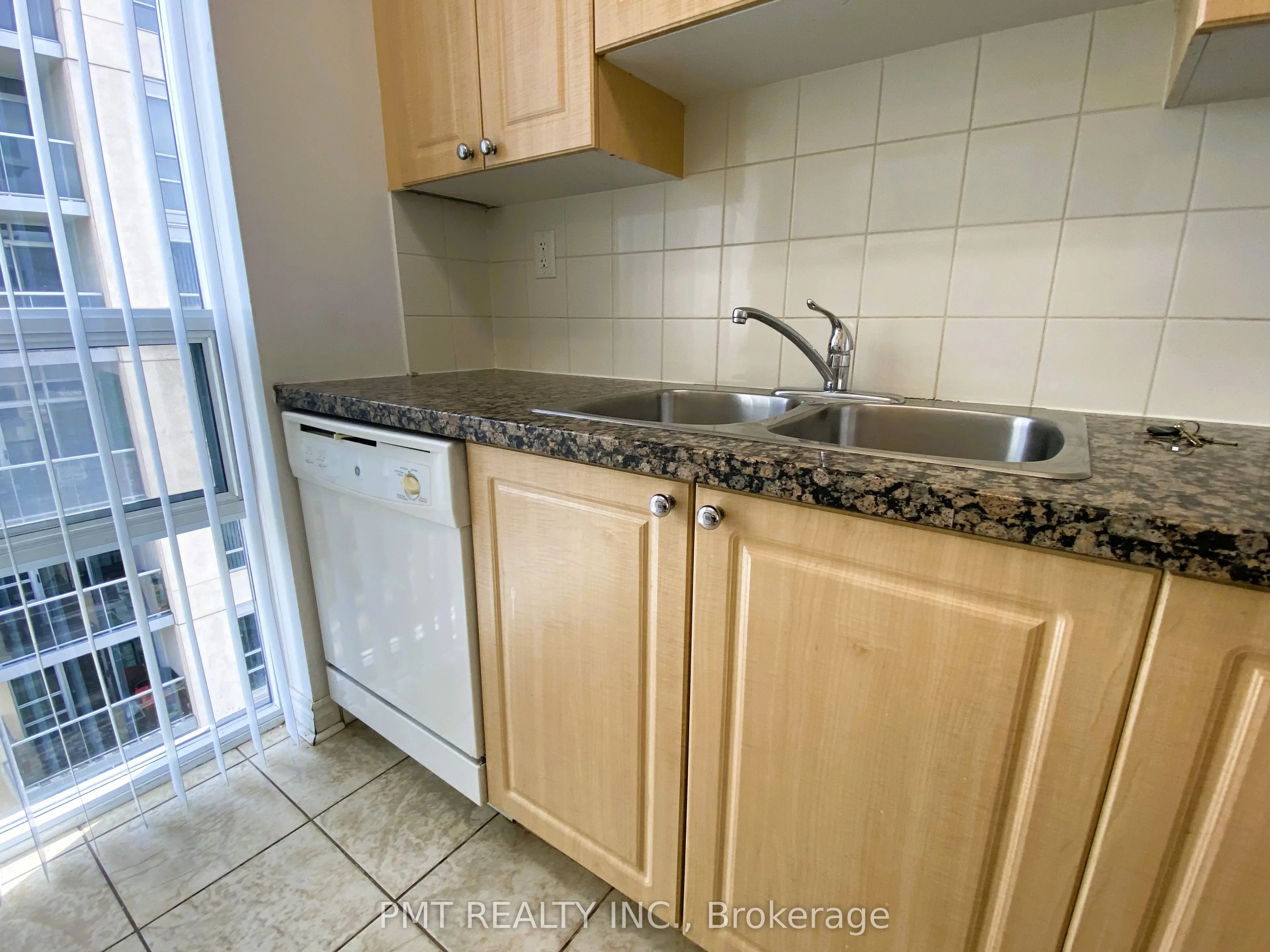 5 Michael Power Place, #2203