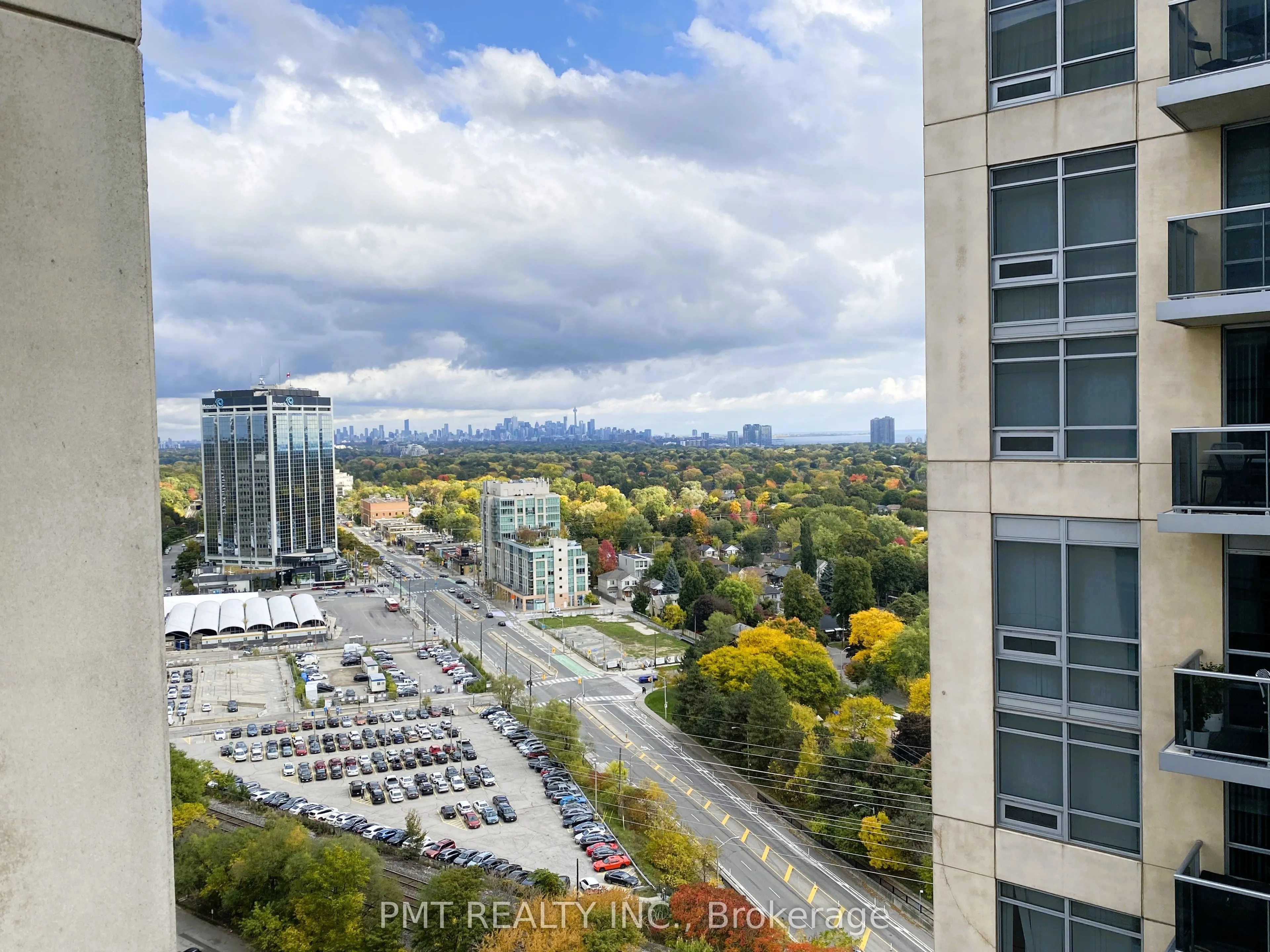 5 Michael Power Place, #2203