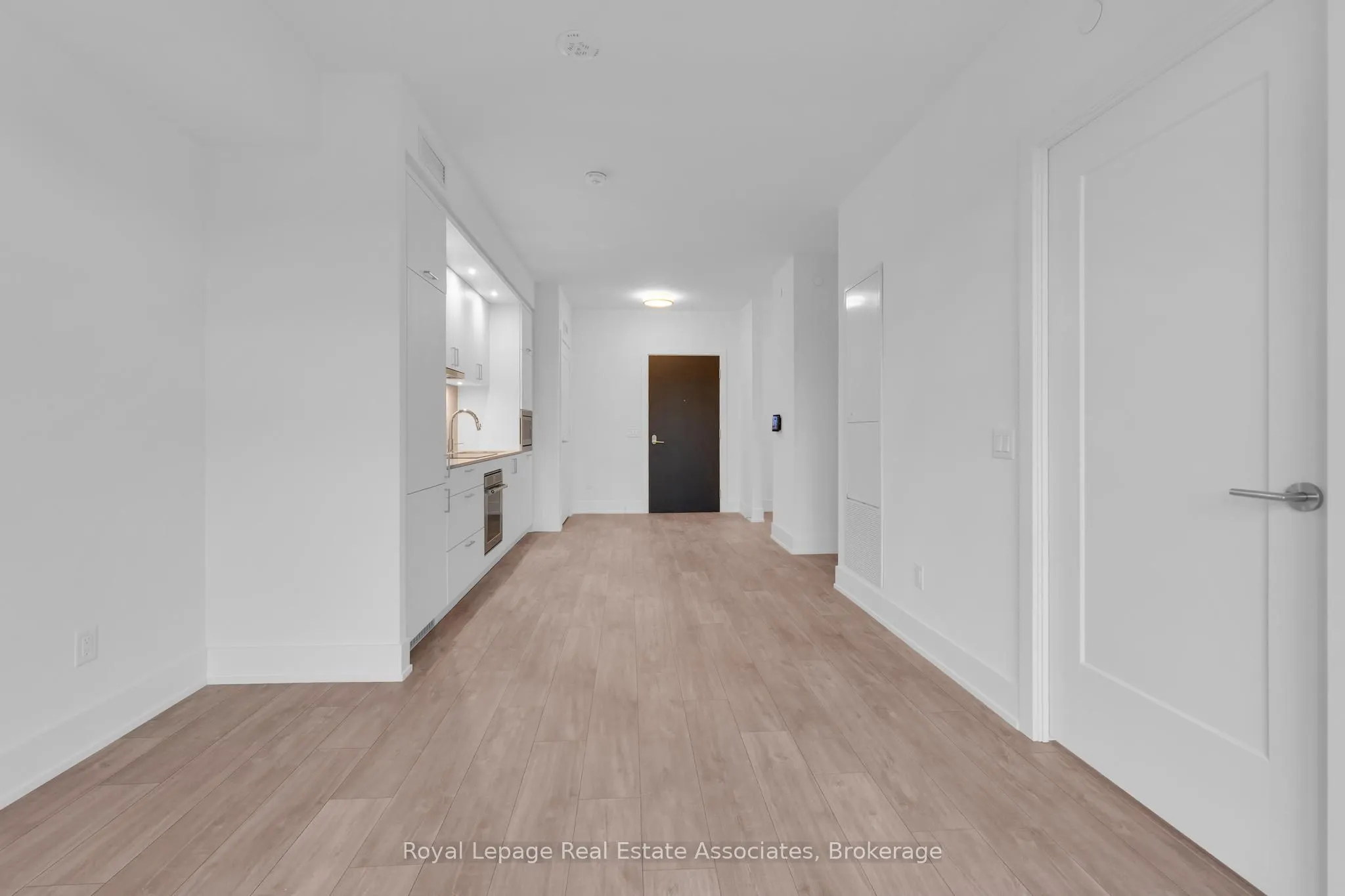259 The Kingsway, #414