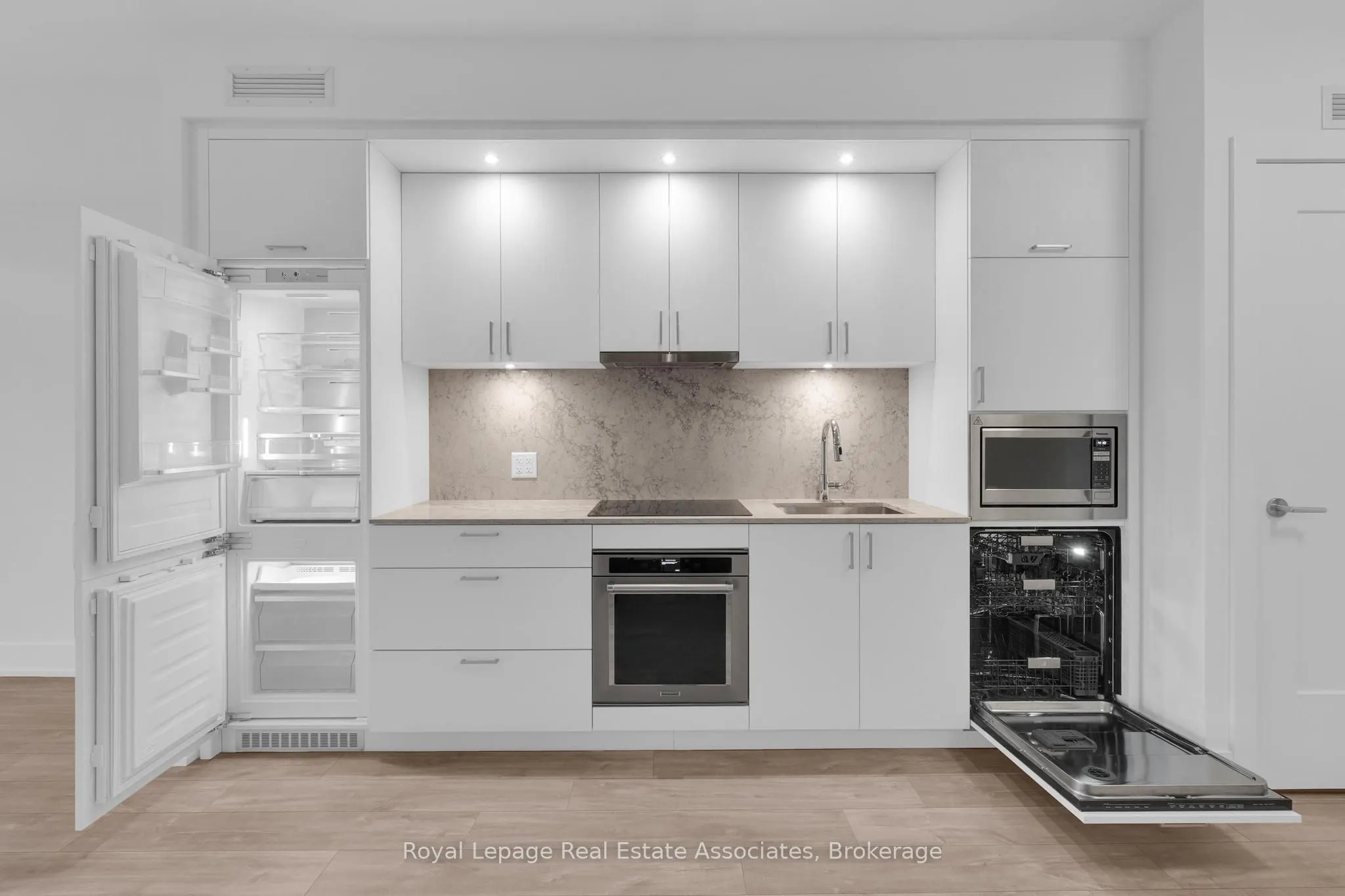 259 The Kingsway, #414