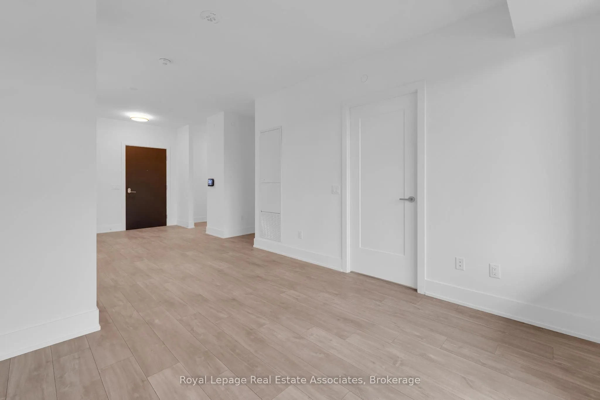 259 The Kingsway, #414