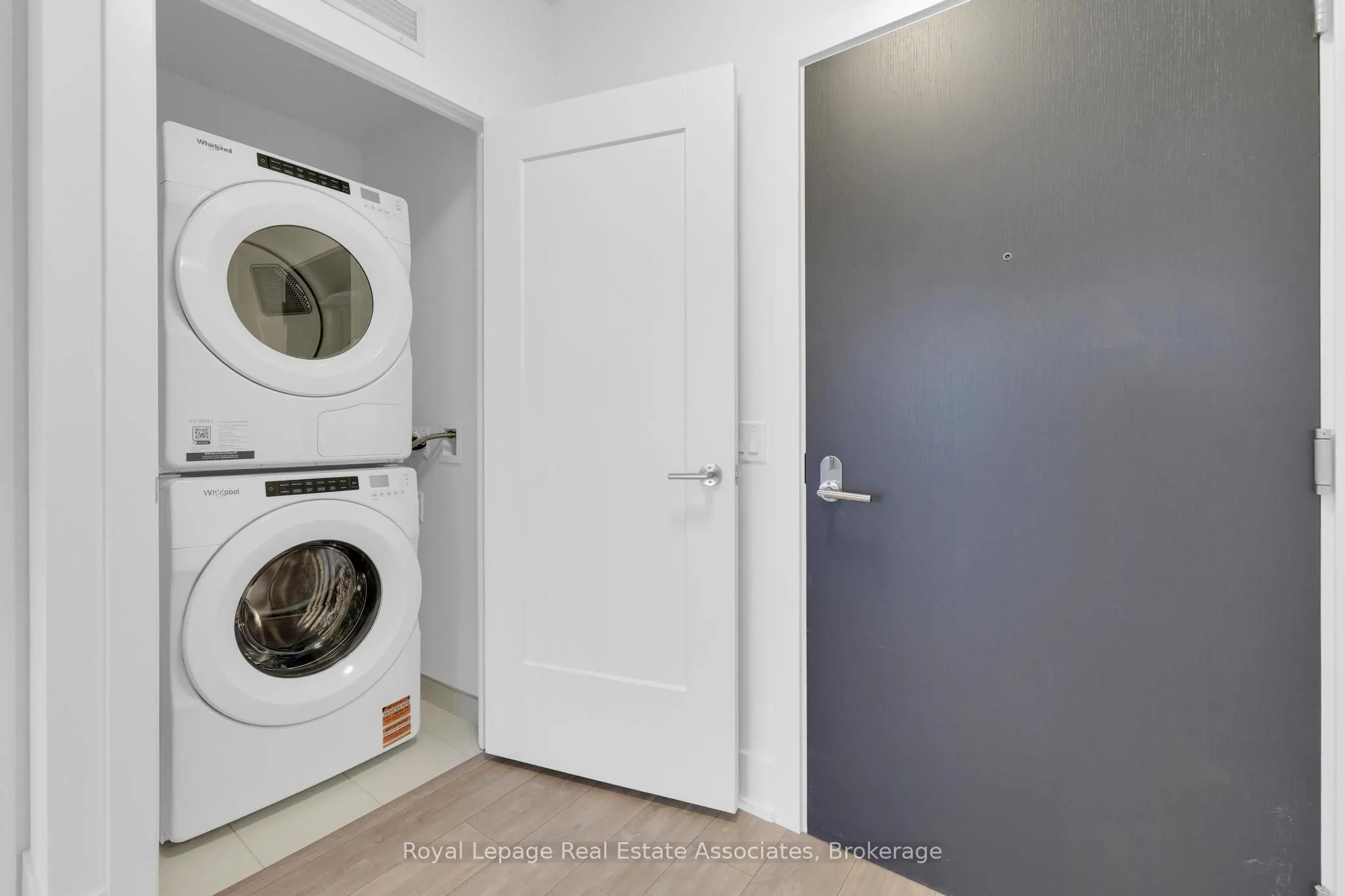 259 The Kingsway, #414