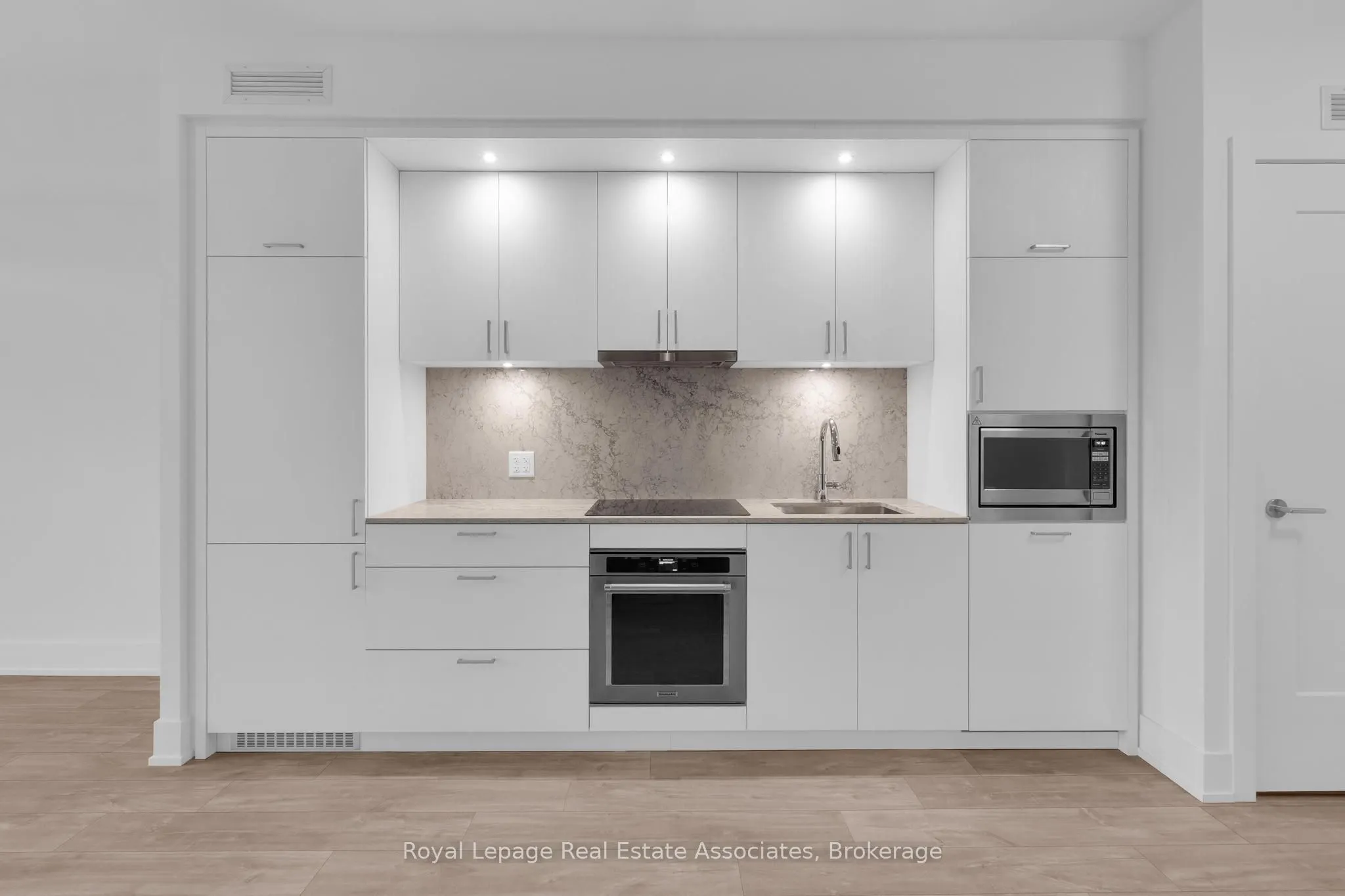 259 The Kingsway, #414