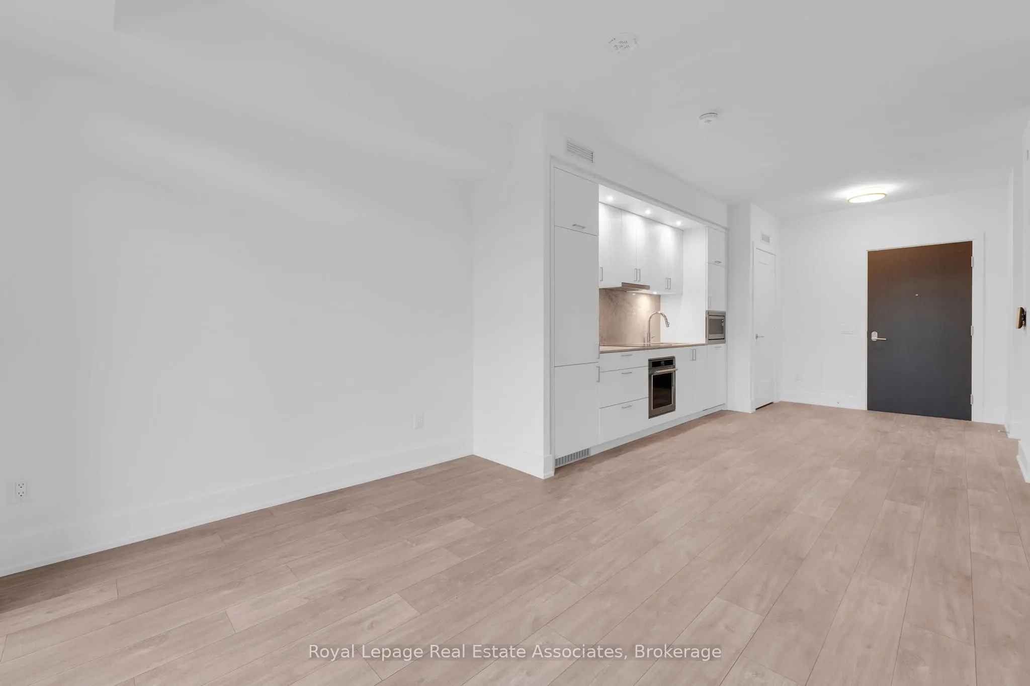 259 The Kingsway, #414