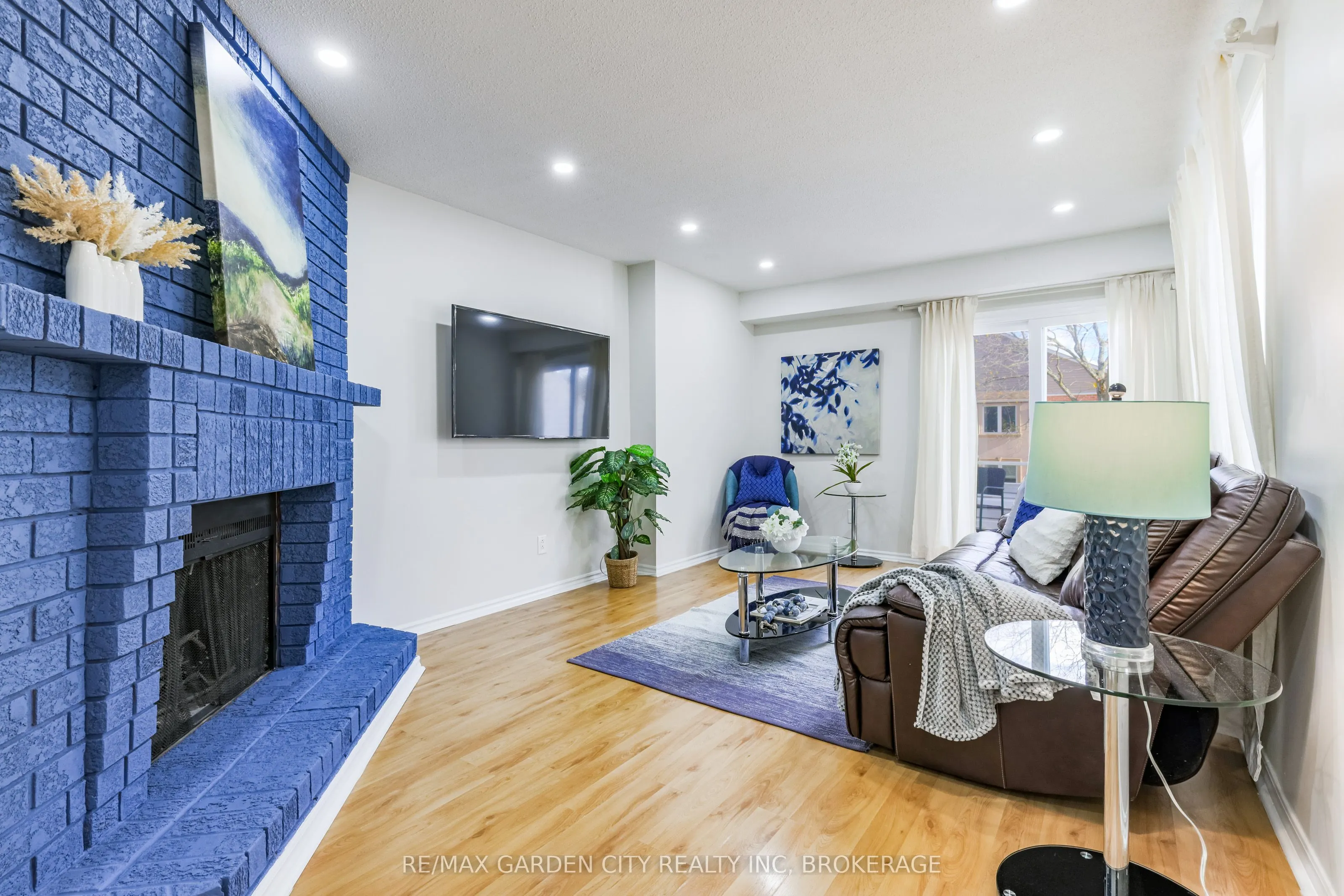 1172 Kos Boulevard