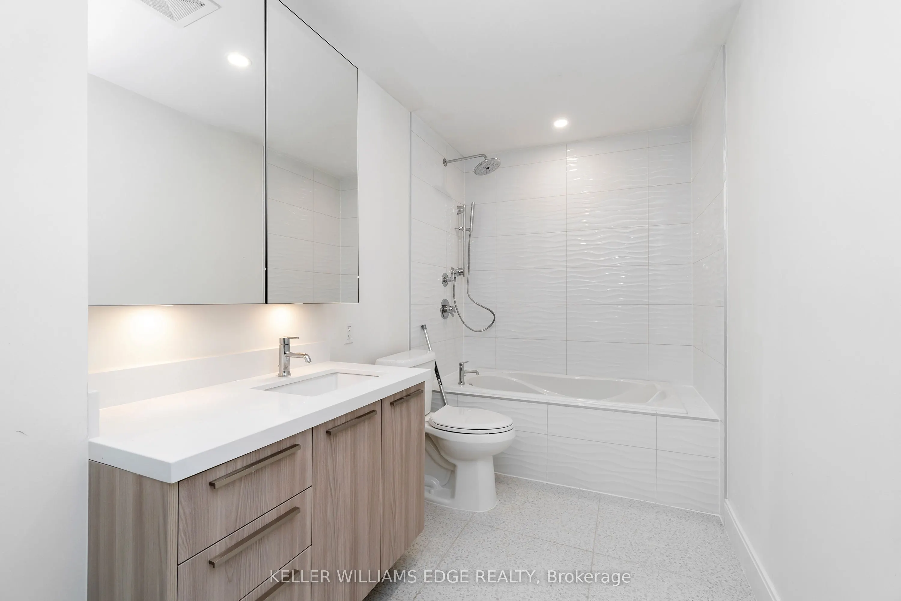 1498 Paddington Court, #UPPER