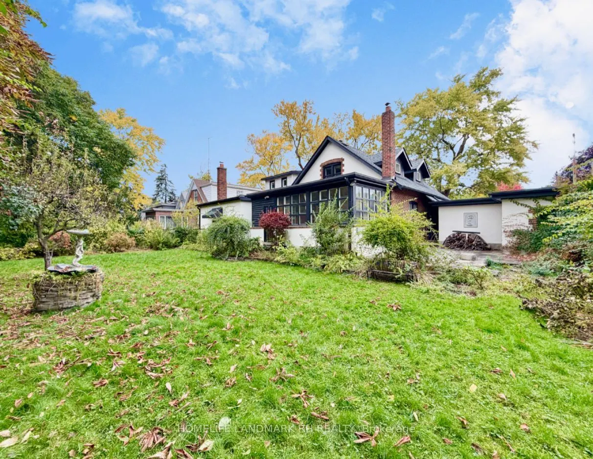 866 Royal York Road