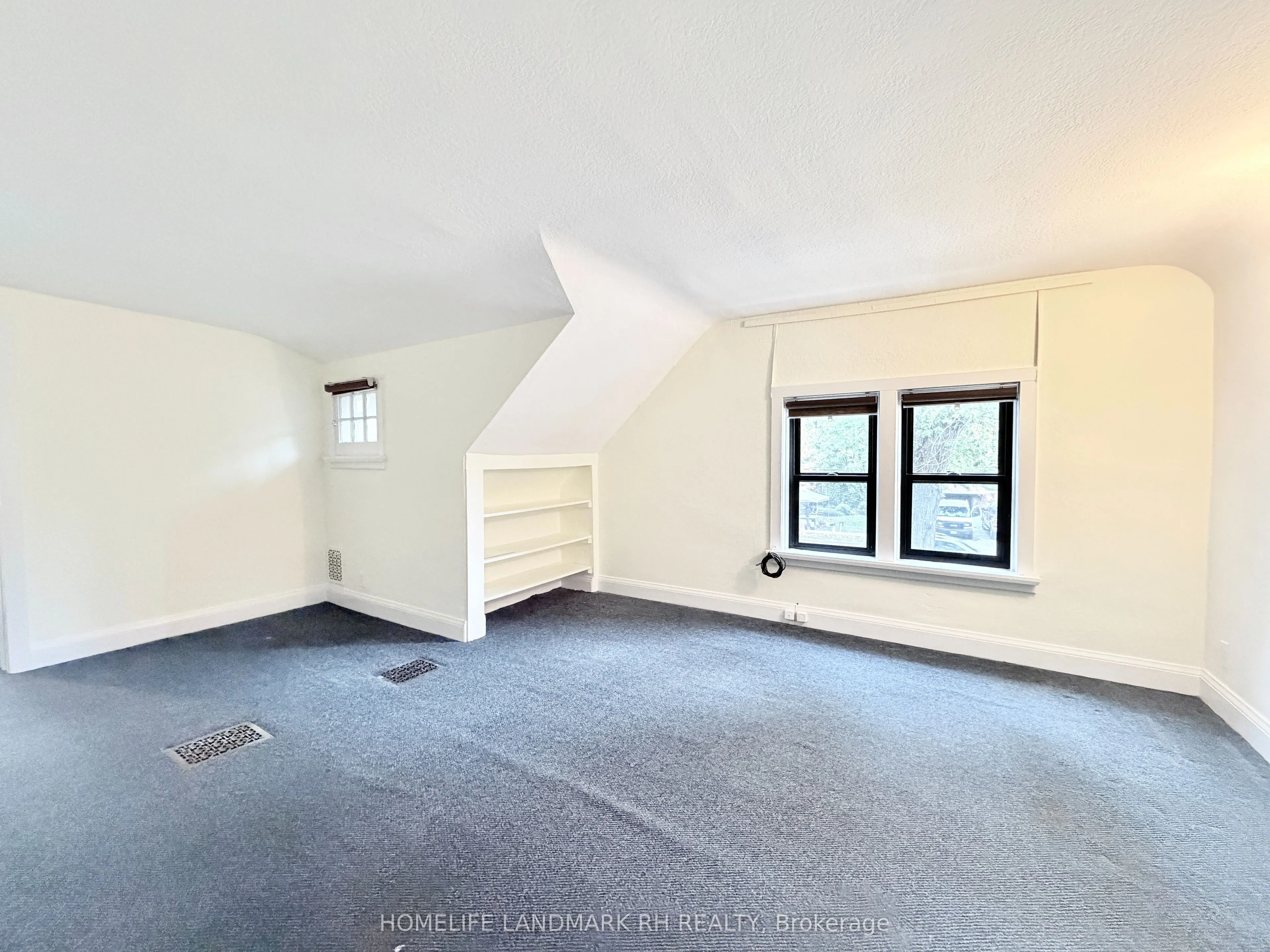 866 Royal York Road