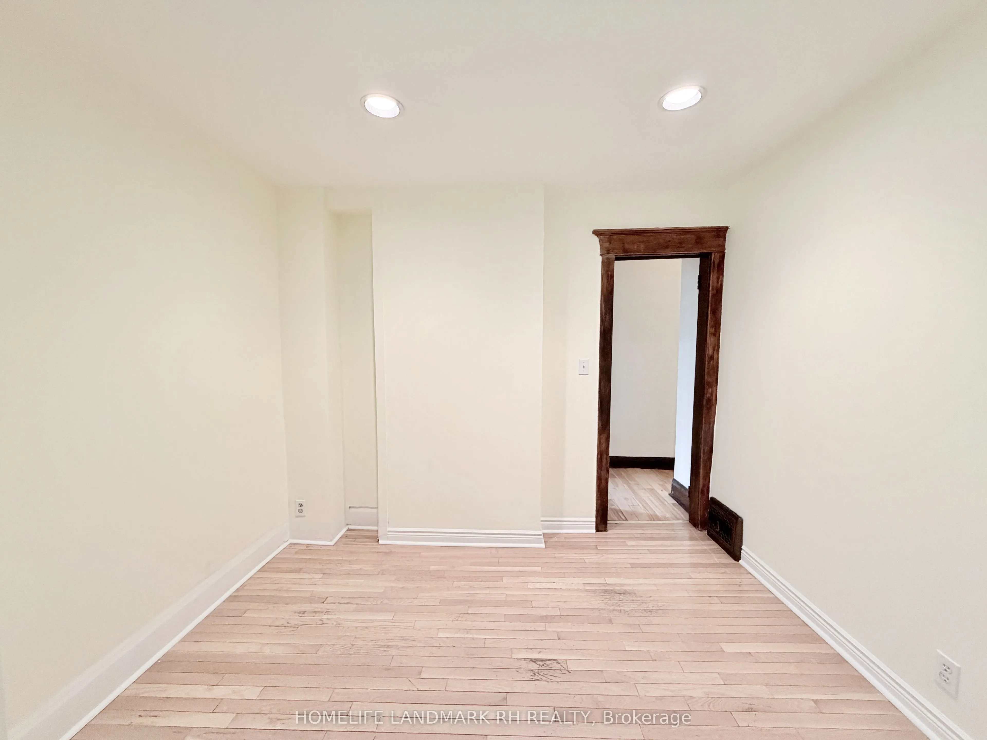 866 Royal York Road