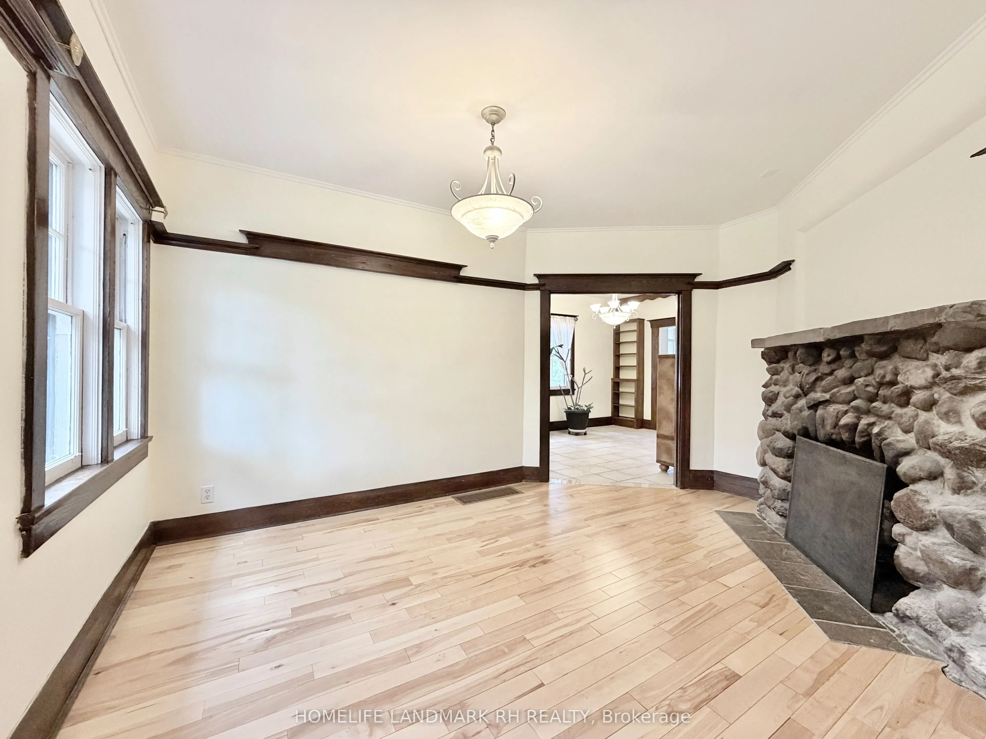 866 Royal York Road
