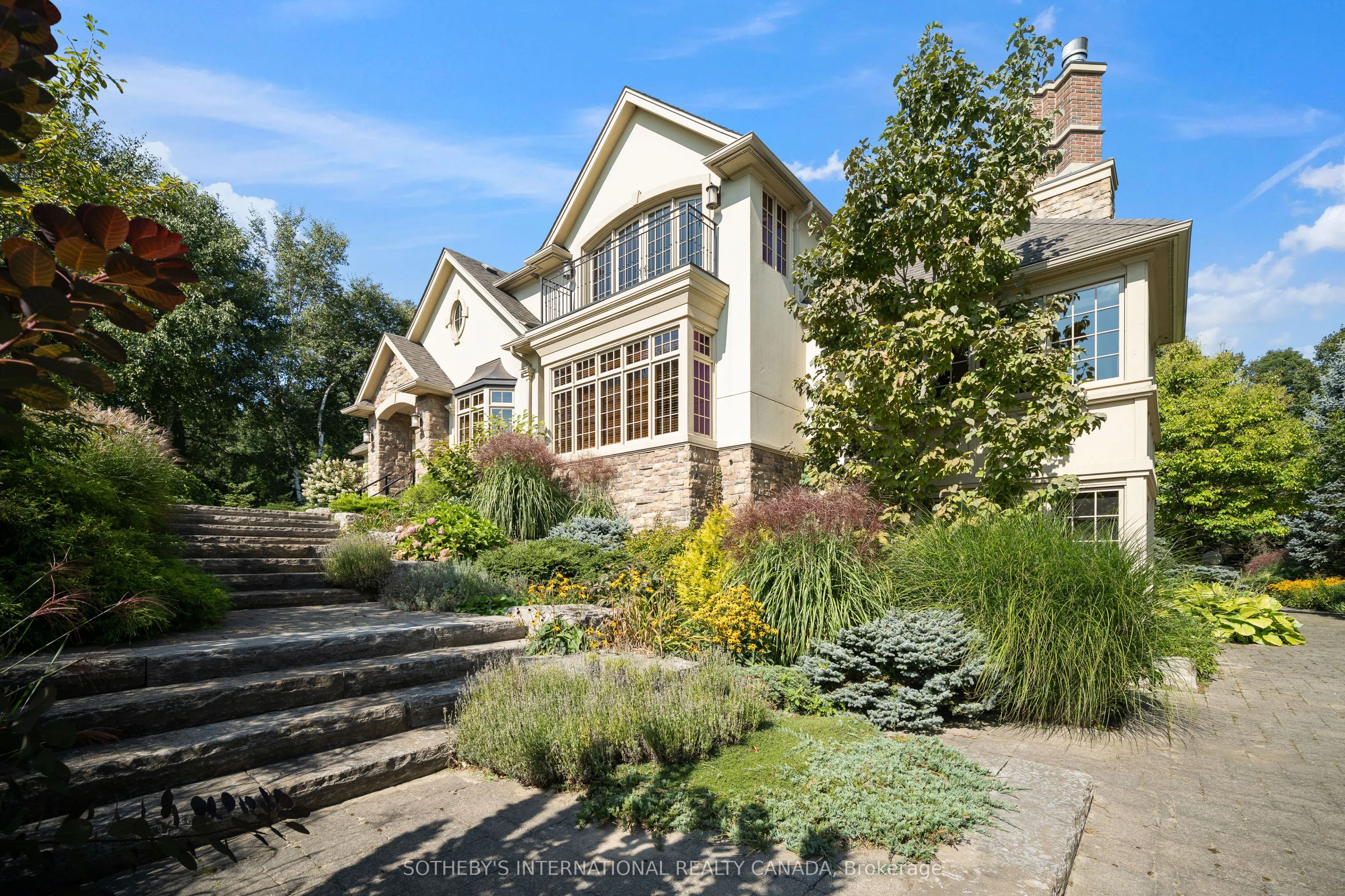 5088 Escarpment Side Road