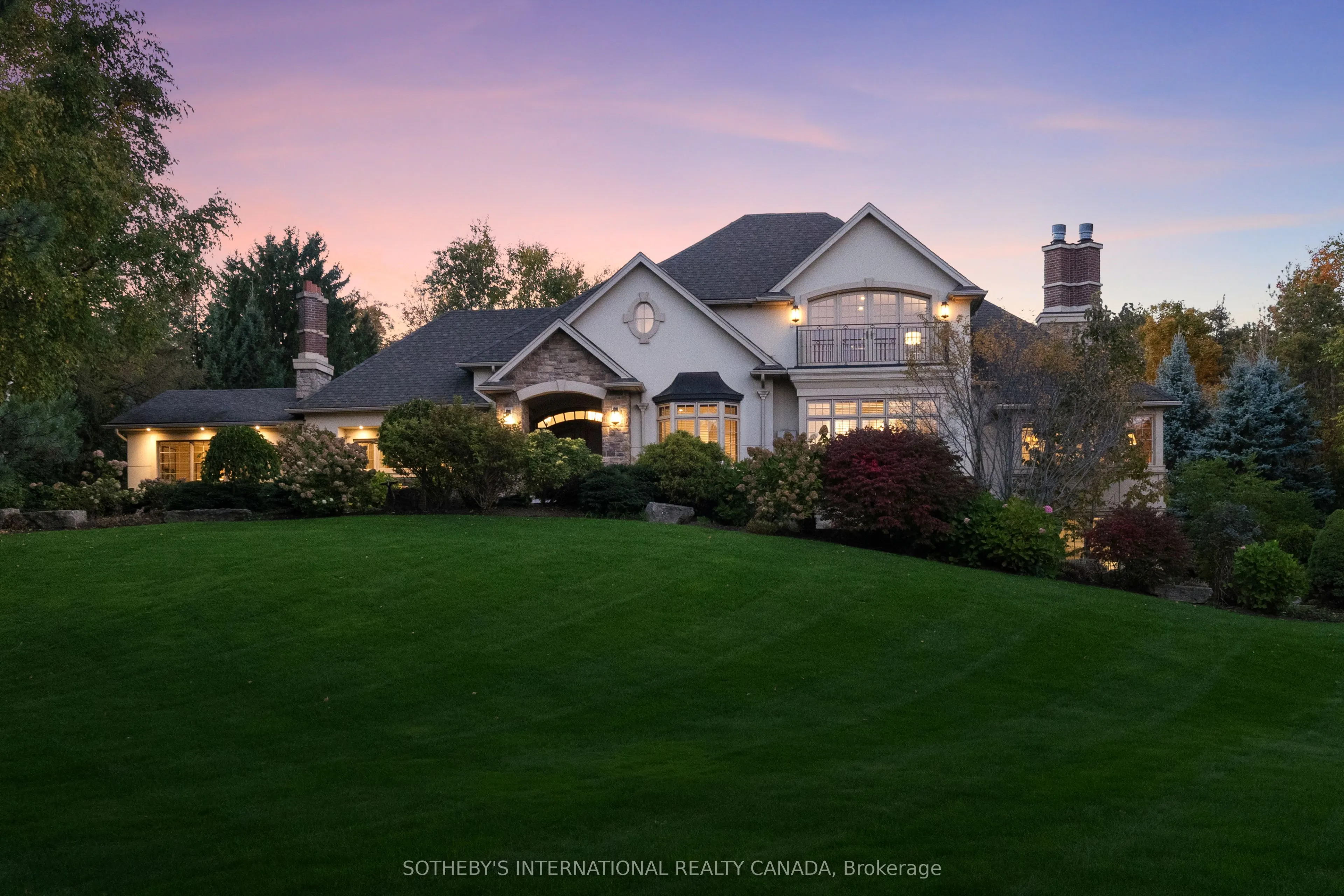 5088 Escarpment Side Road