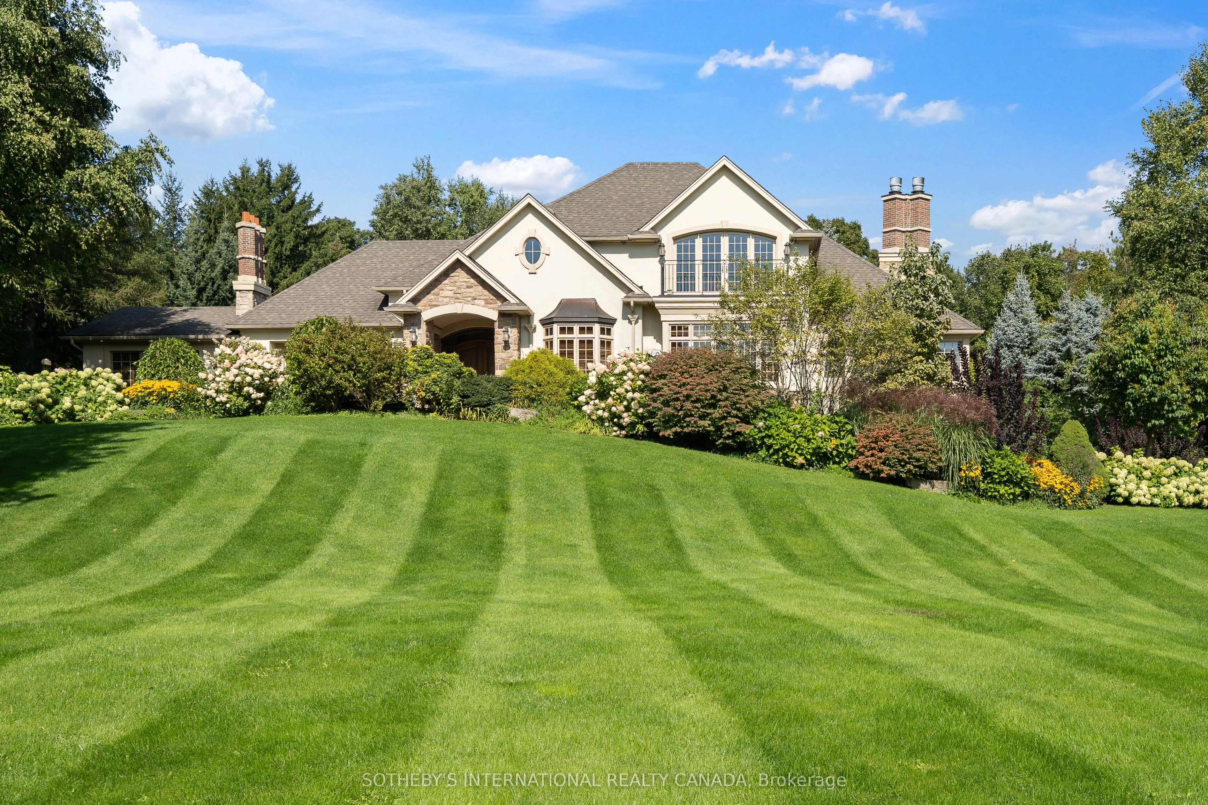 5088 Escarpment Side Road