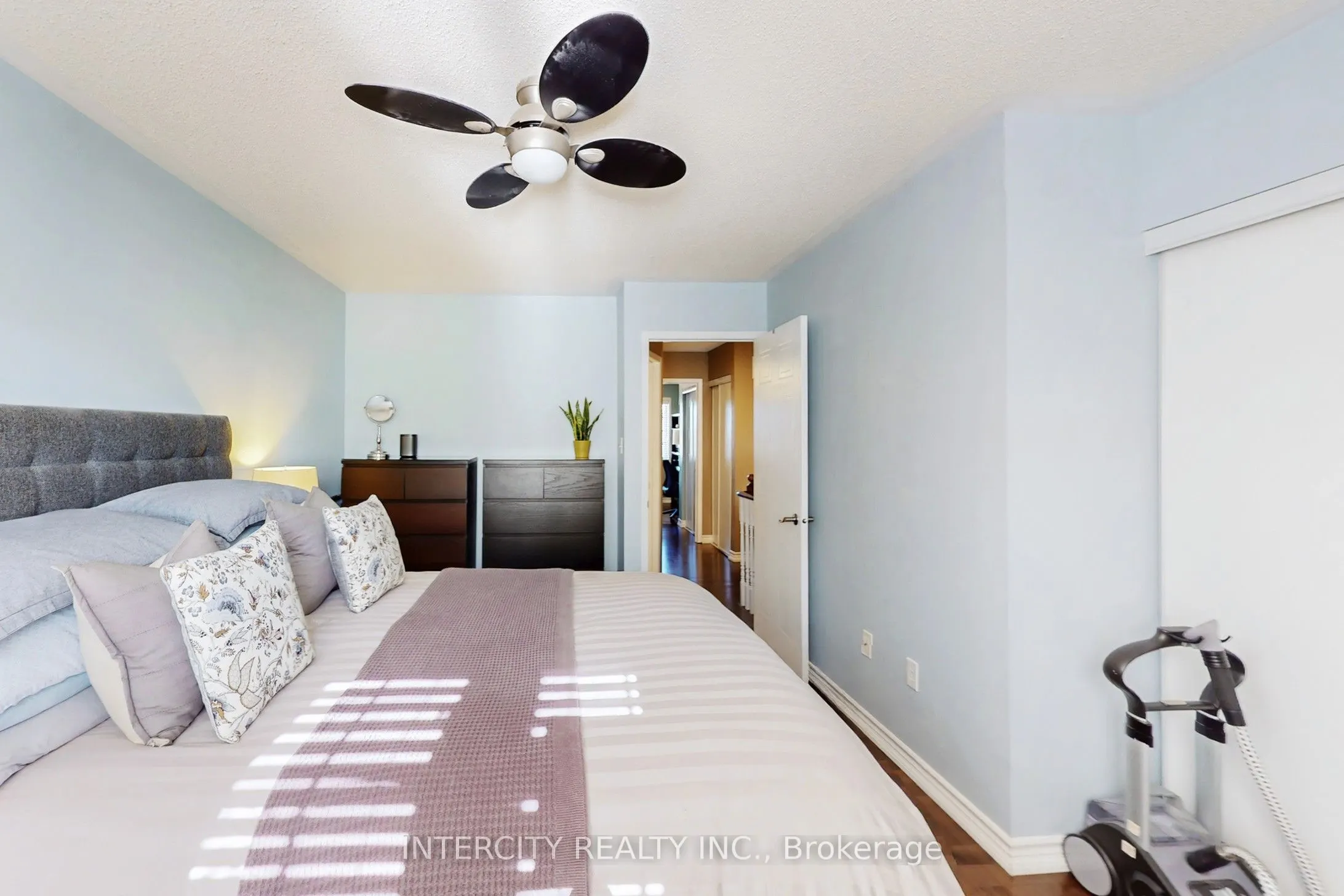 29 Birdstone Crescent, #73