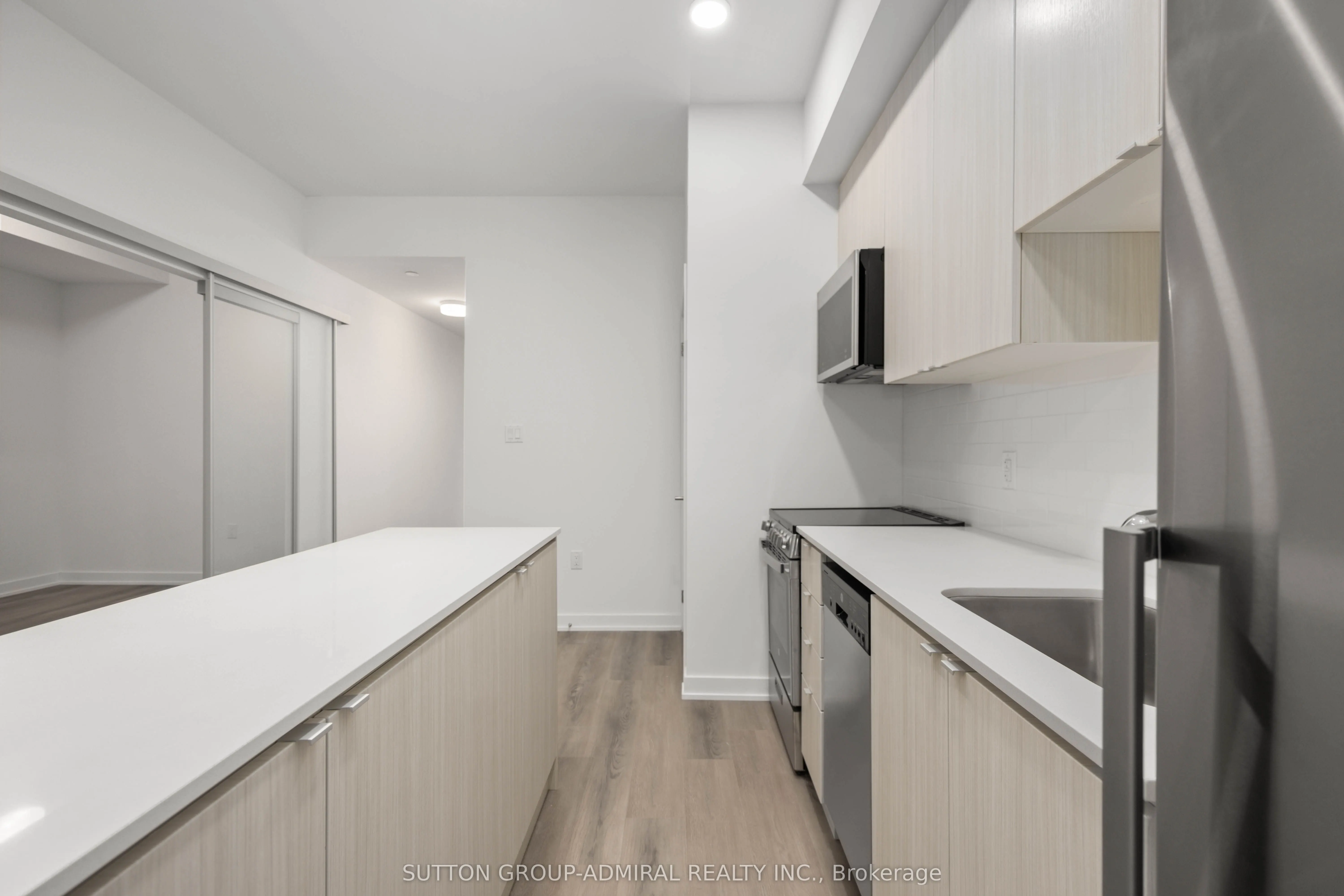 2433 Dufferin Street, #201