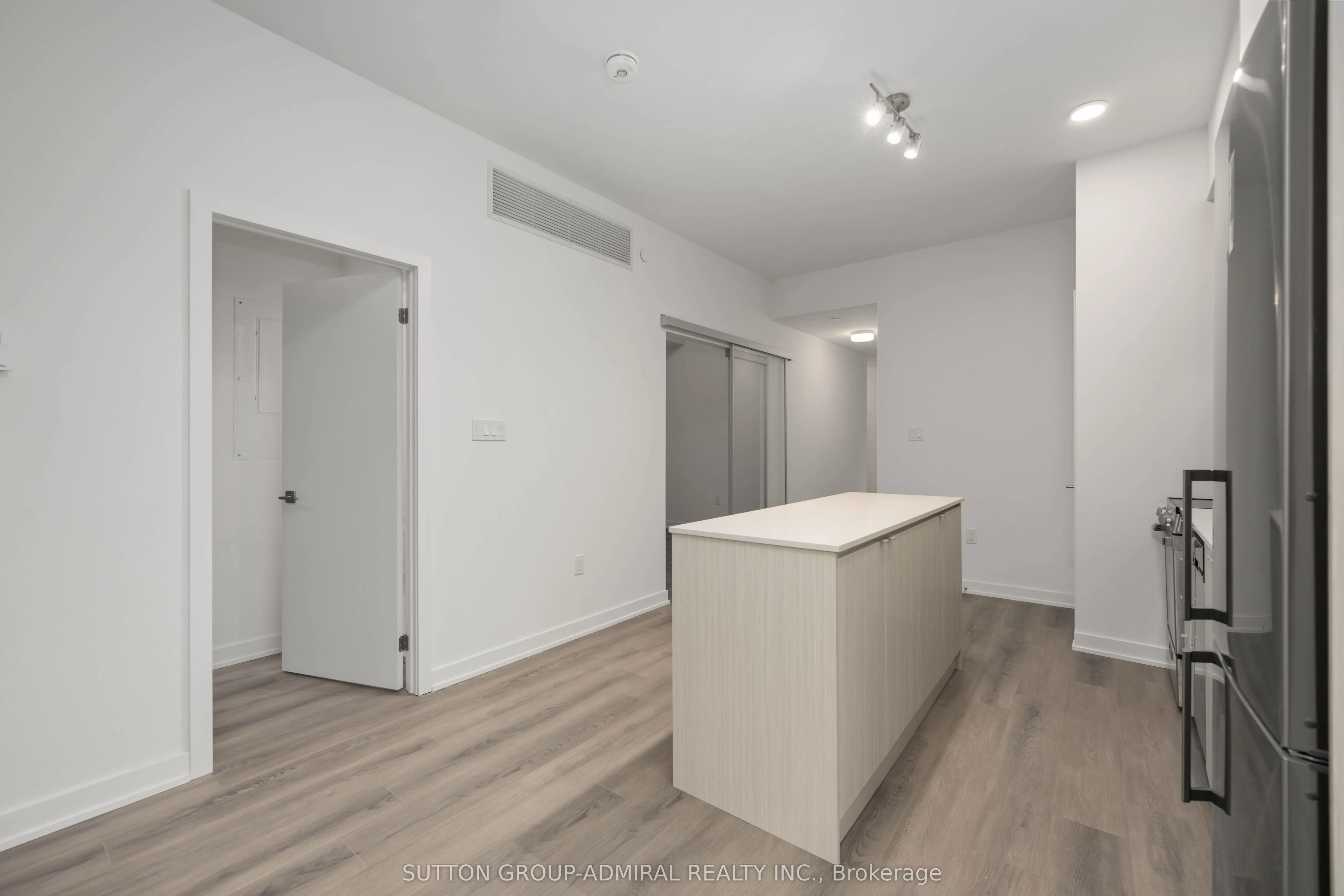 2433 Dufferin Street, #201