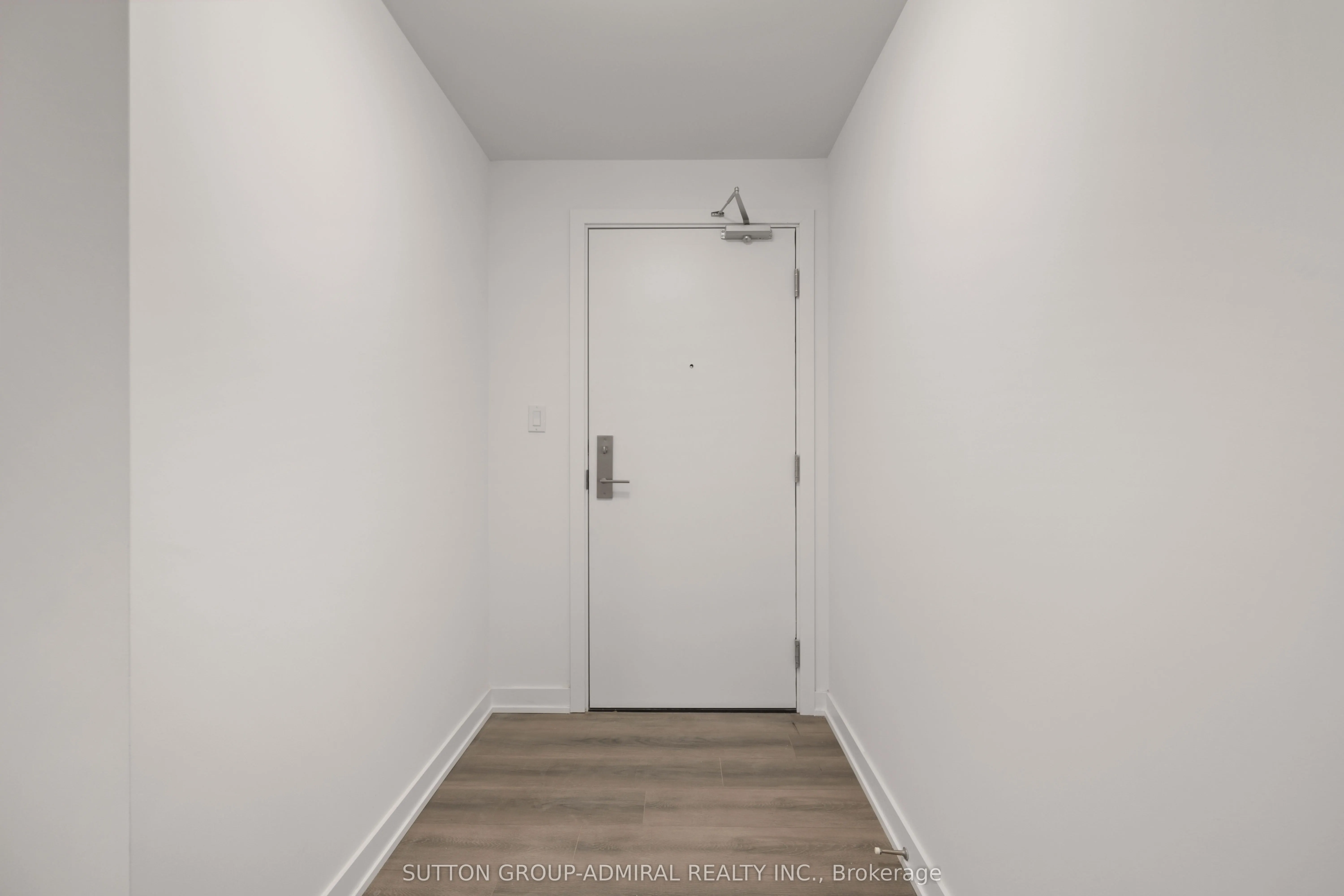 2433 Dufferin Street, #201
