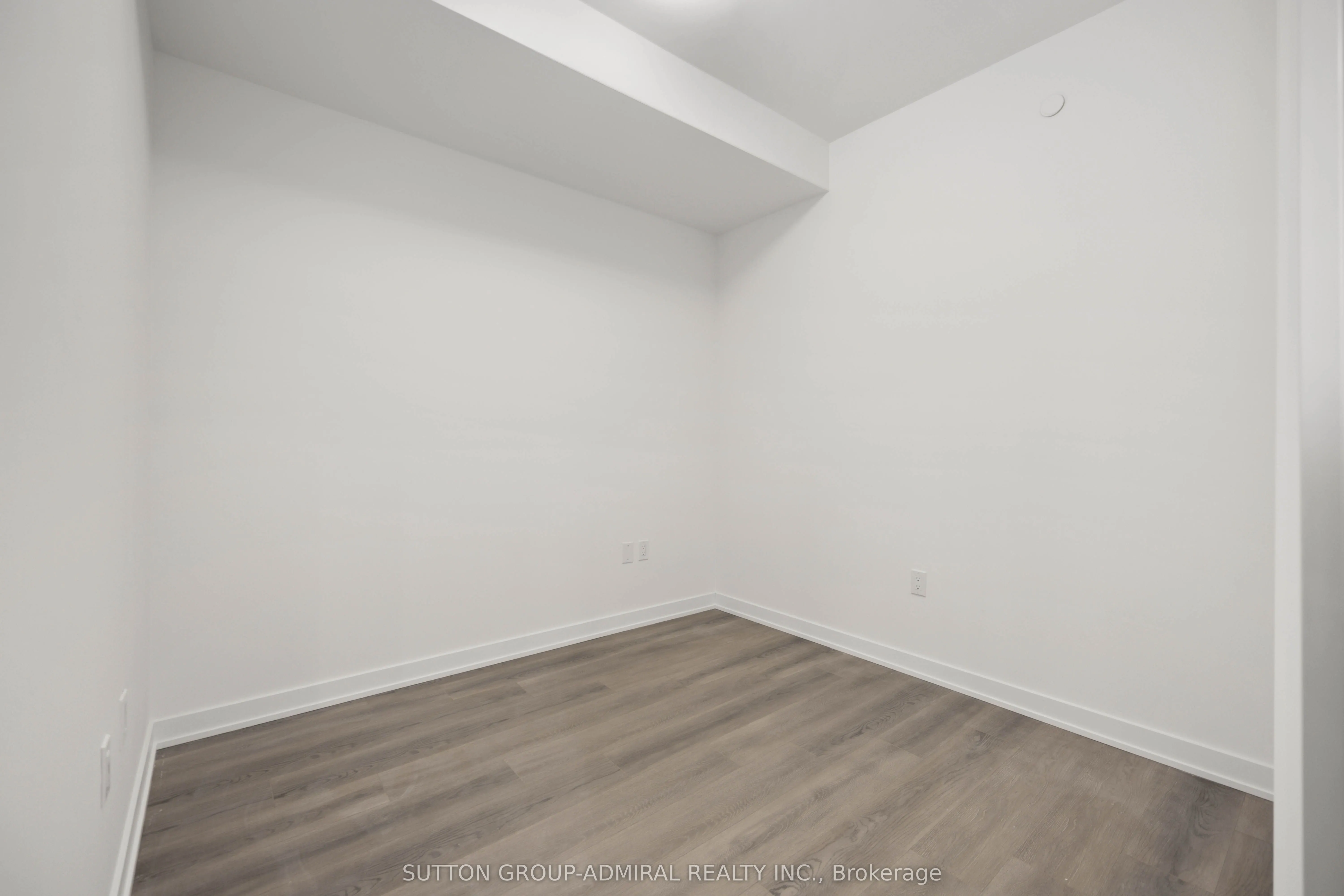 2433 Dufferin Street, #201