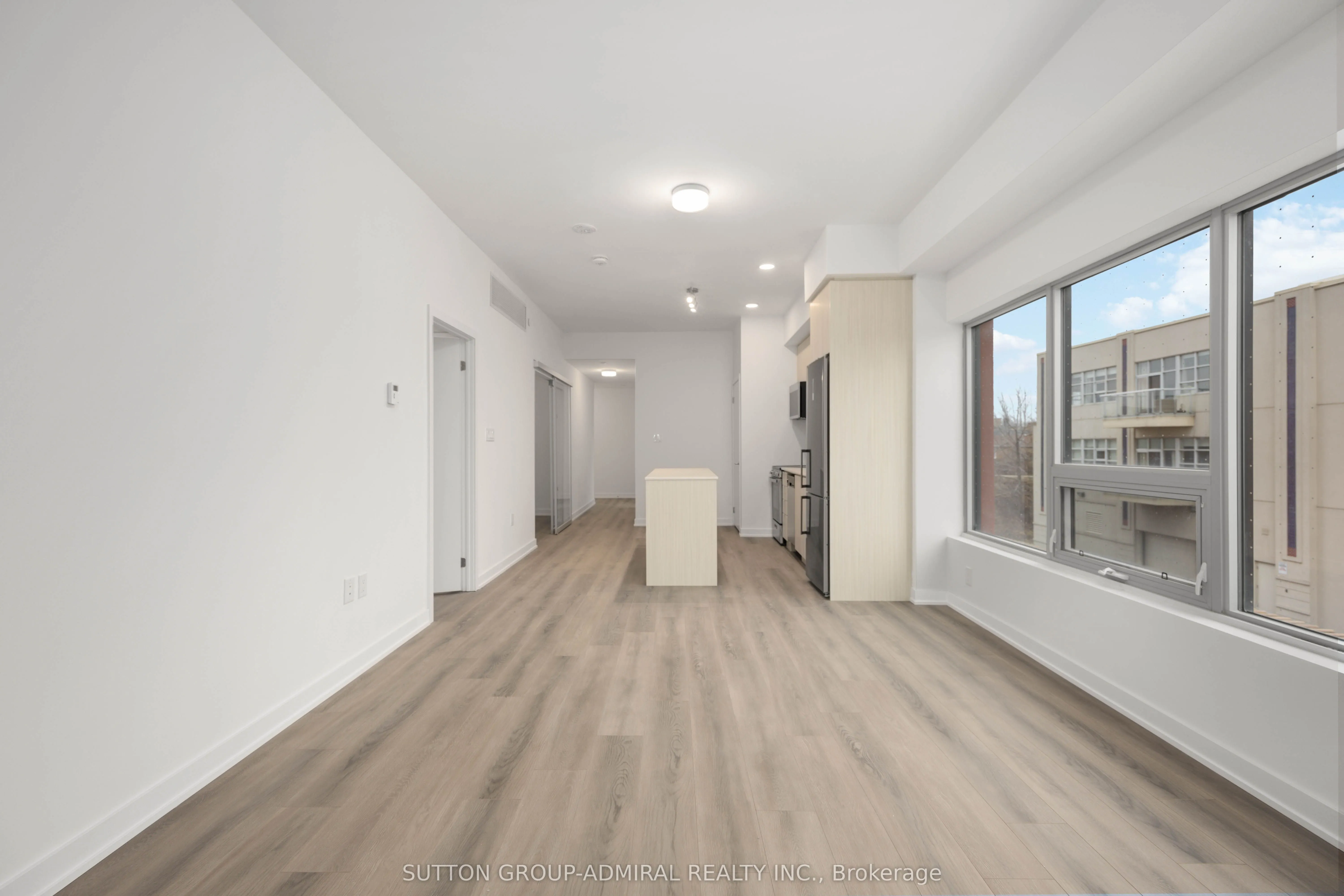 2433 Dufferin Street, #201