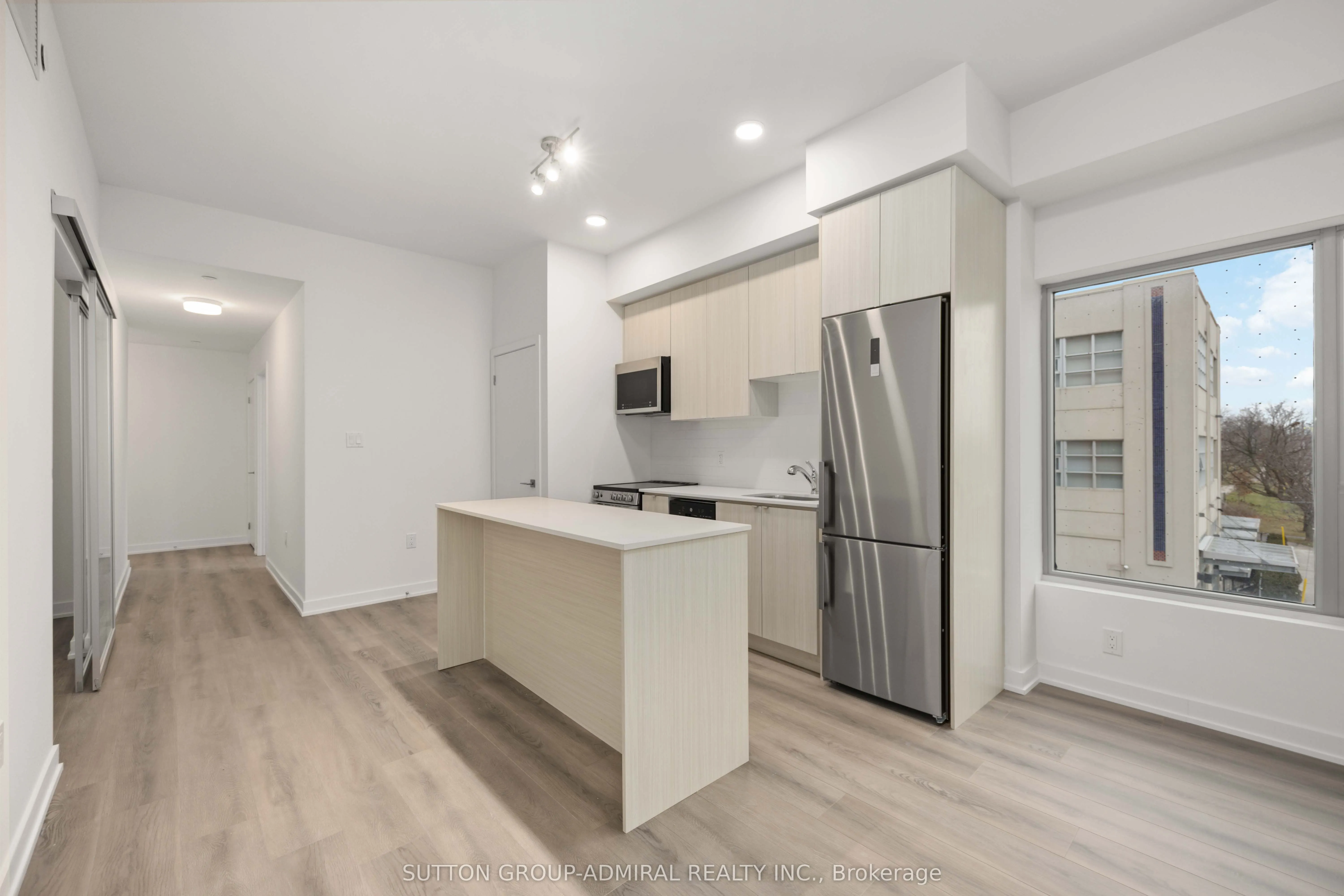 2433 Dufferin Street, #201