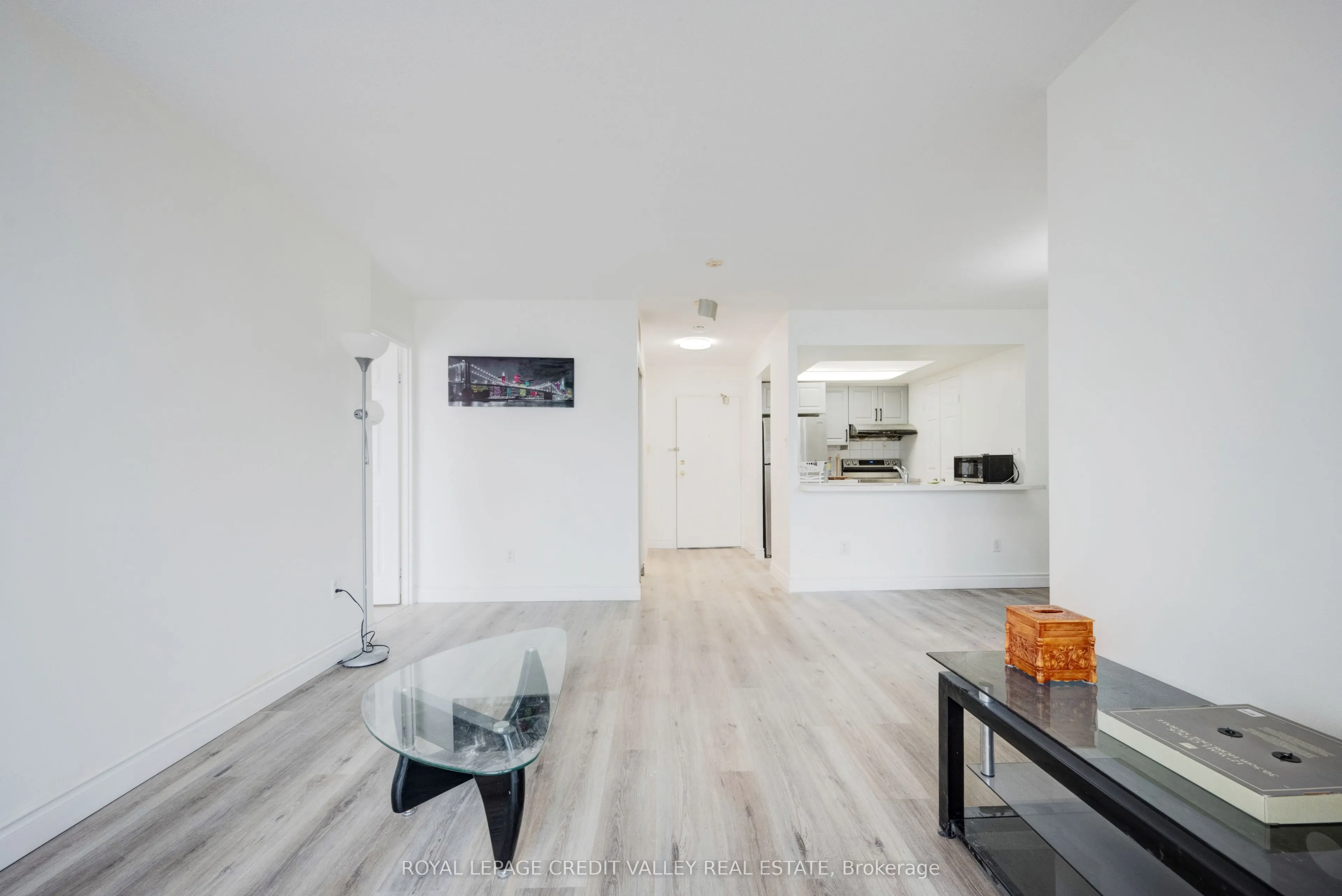 265 Enfield Place, #2002