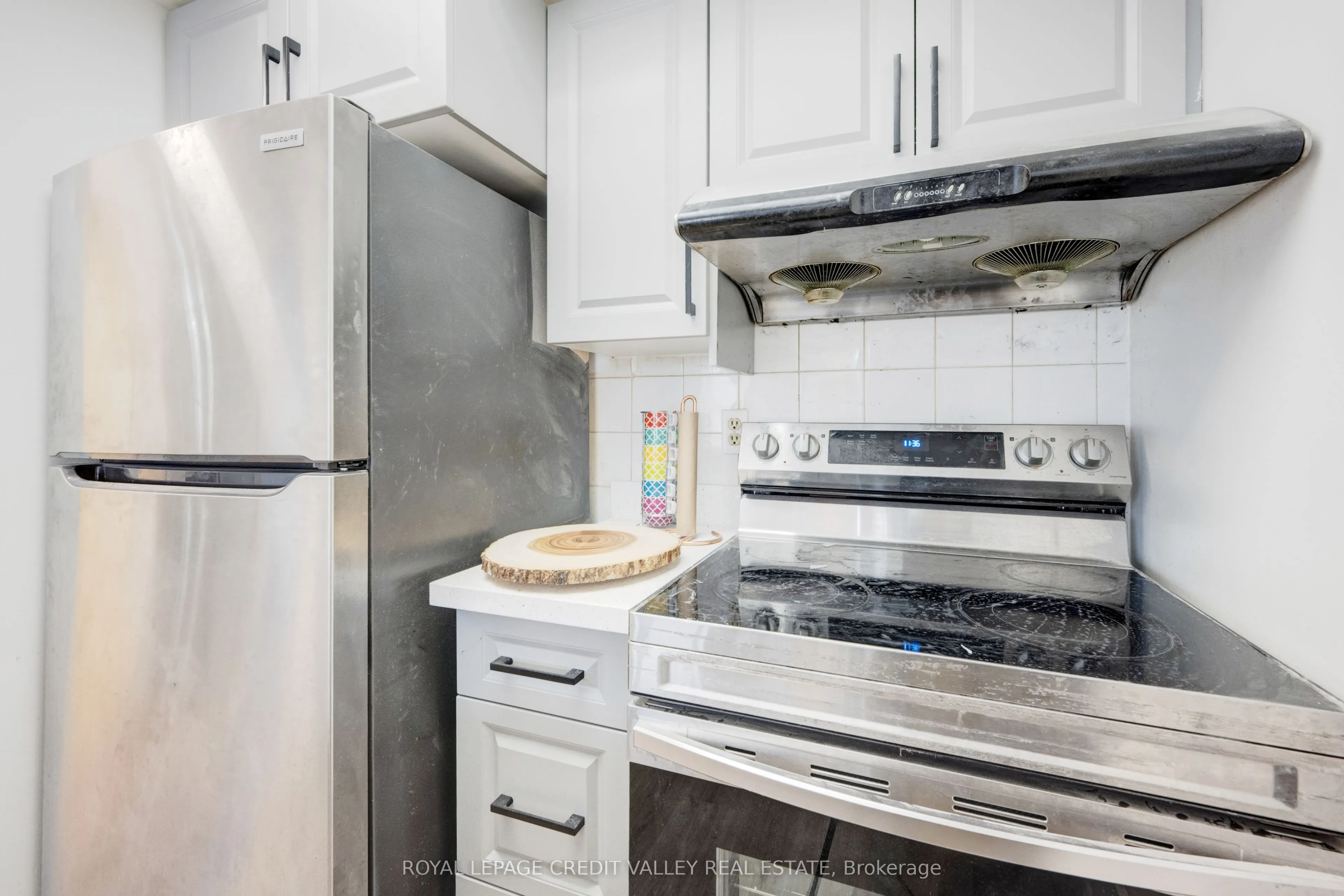 265 Enfield Place, #2002
