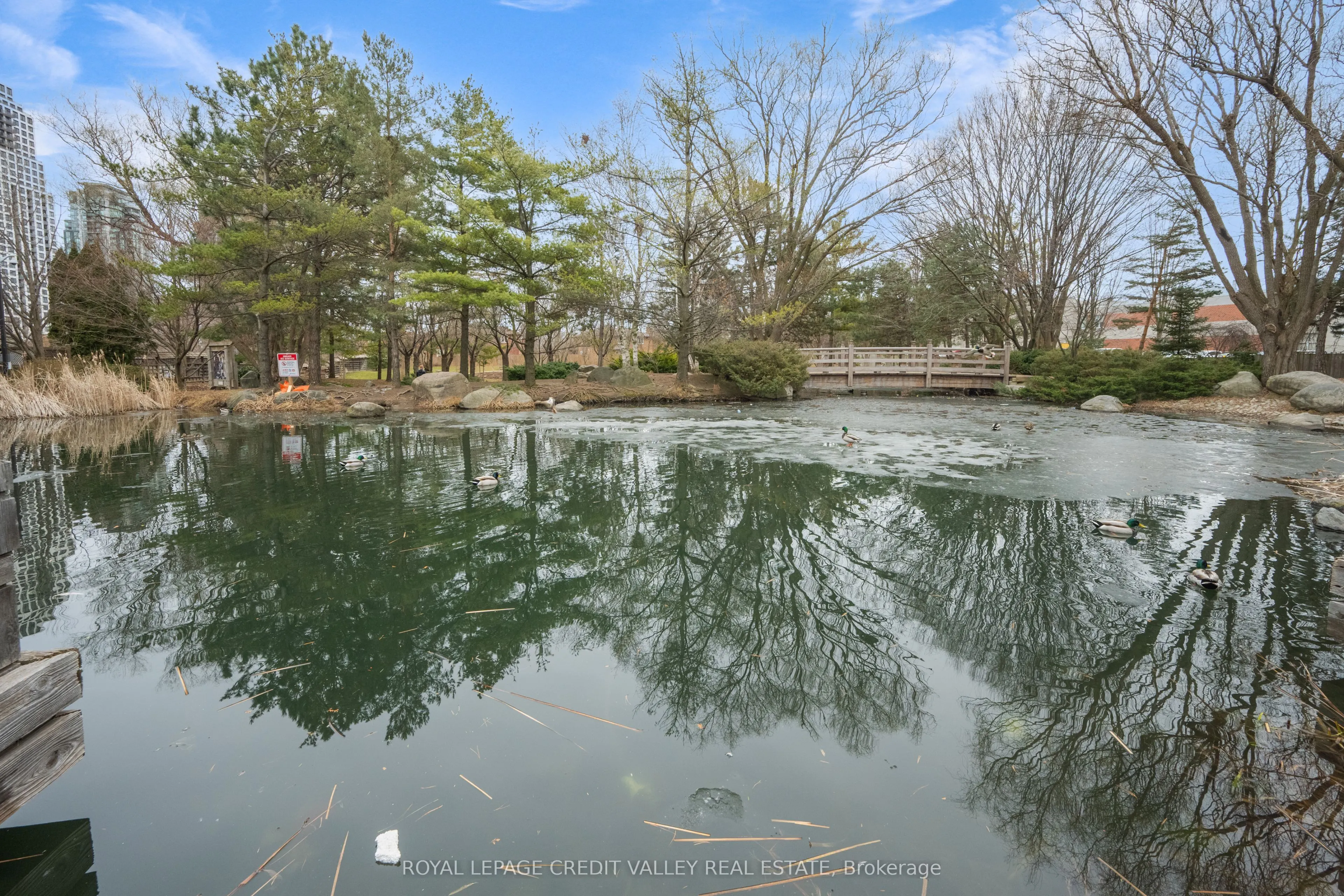 265 Enfield Place, #2002