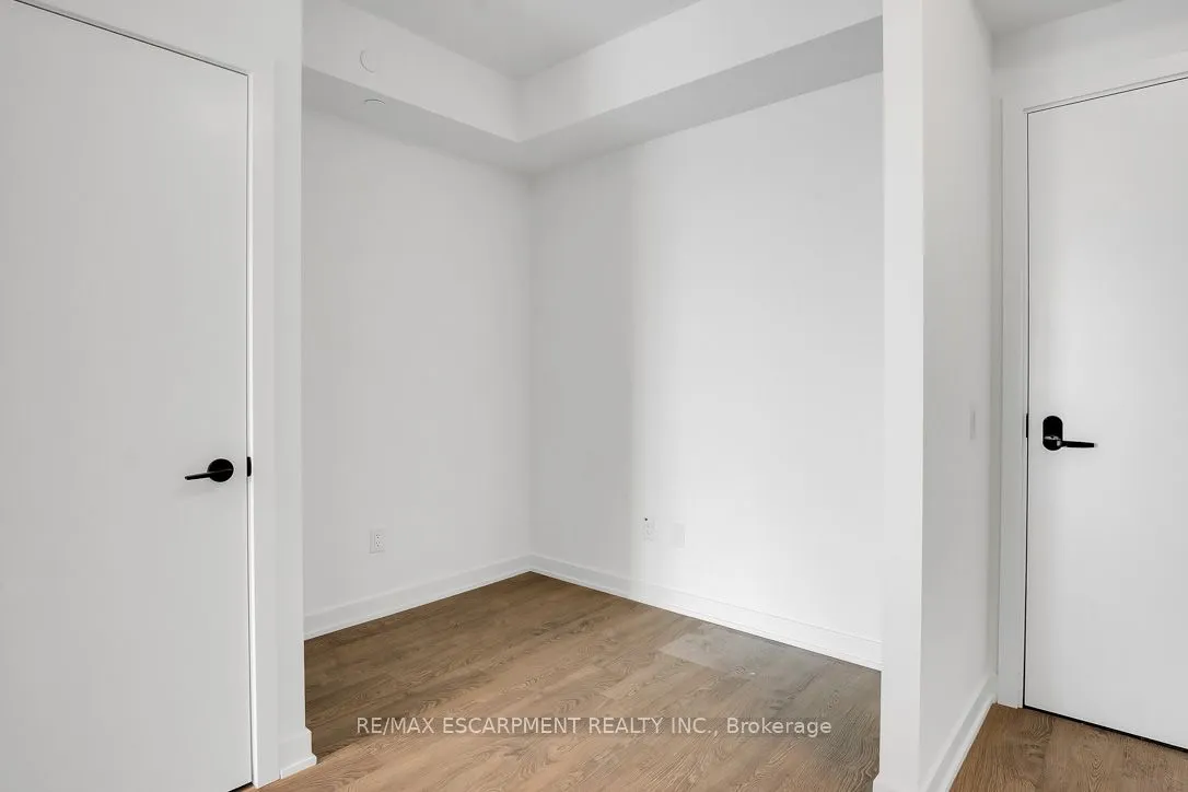 220 MISSINNIHE Way, #1203