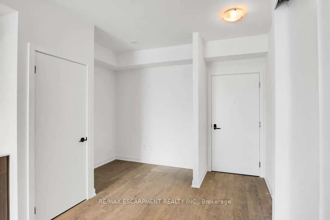 220 MISSINNIHE Way, #1203