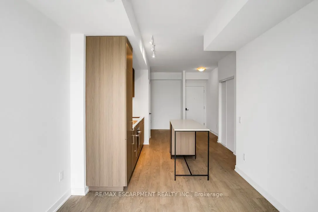 220 MISSINNIHE Way, #1203