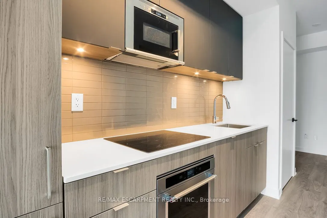 220 MISSINNIHE Way, #1203