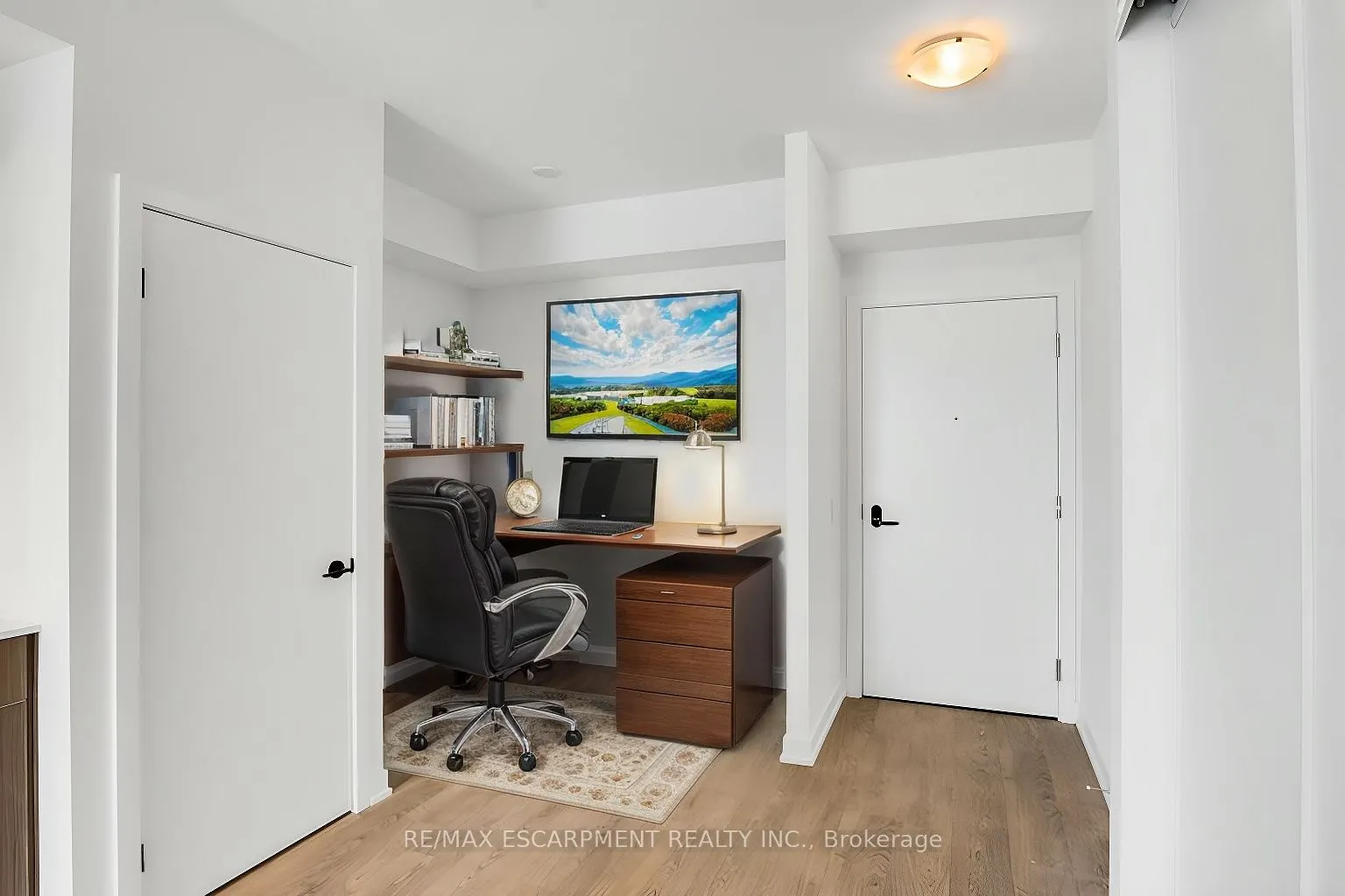 220 MISSINNIHE Way, #1203