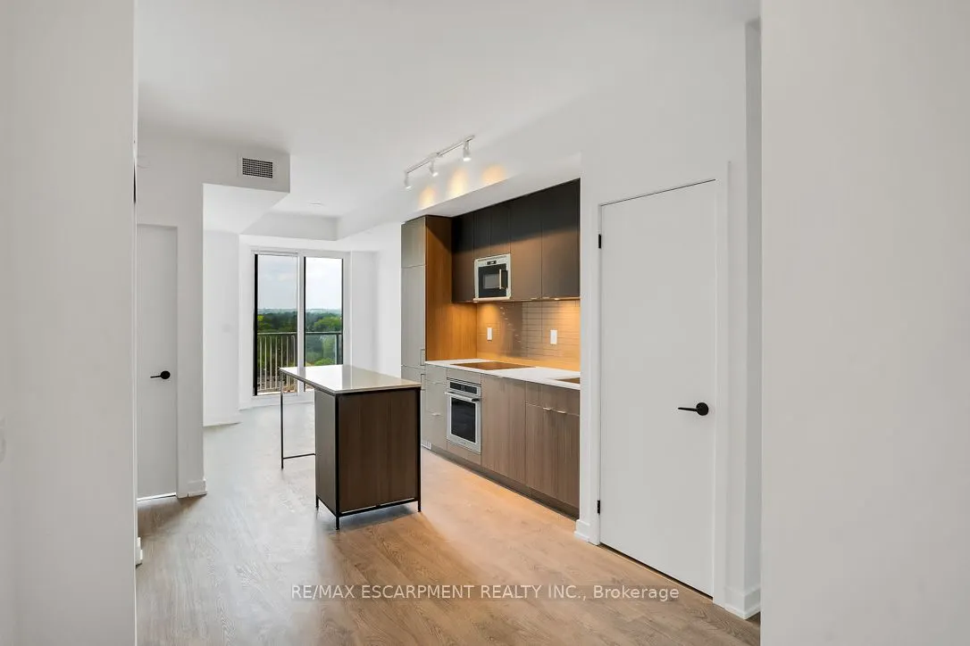 220 MISSINNIHE Way, #1203