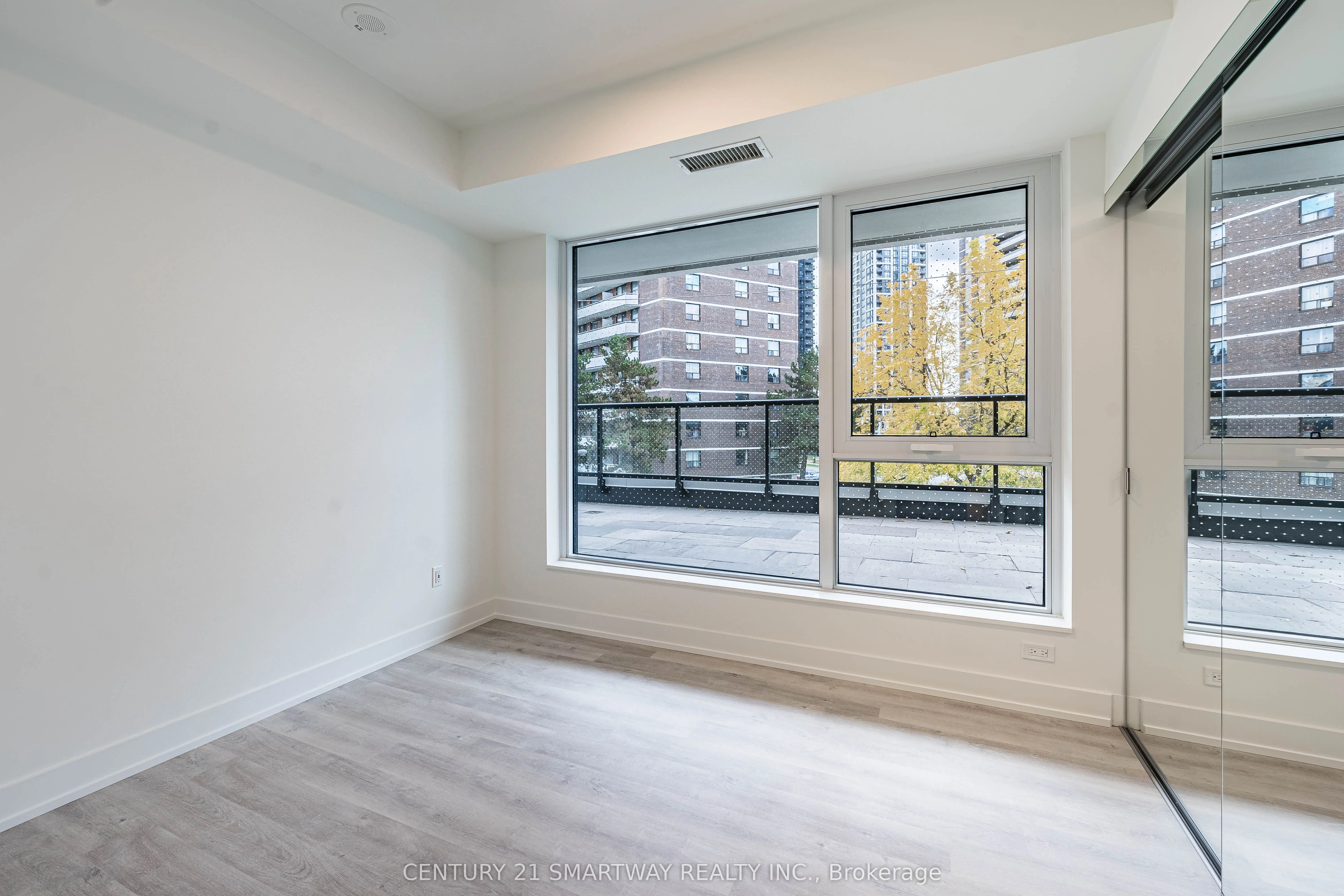 60 Central Park Roadway, #304