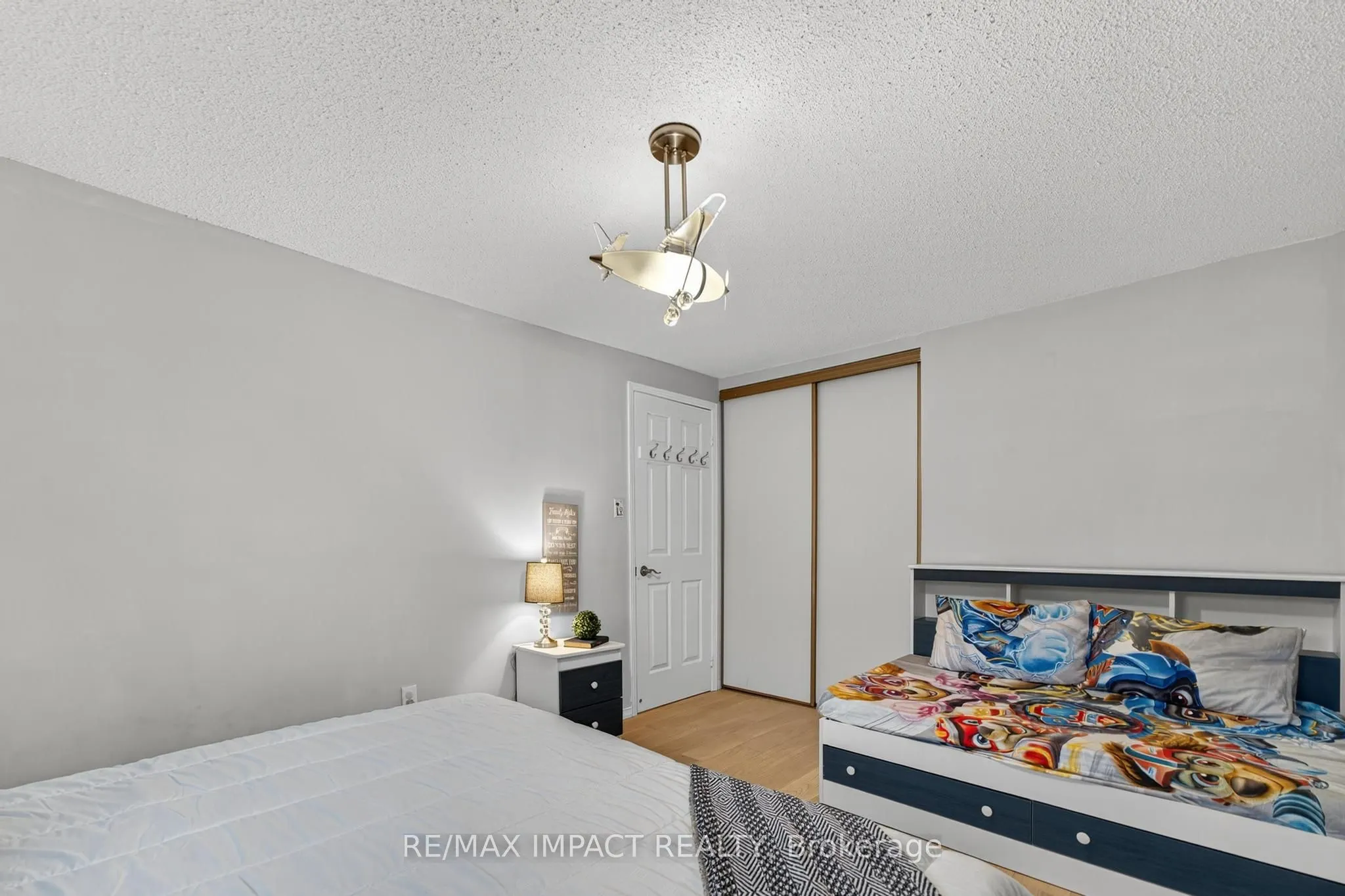 4086 Rossland Crescent