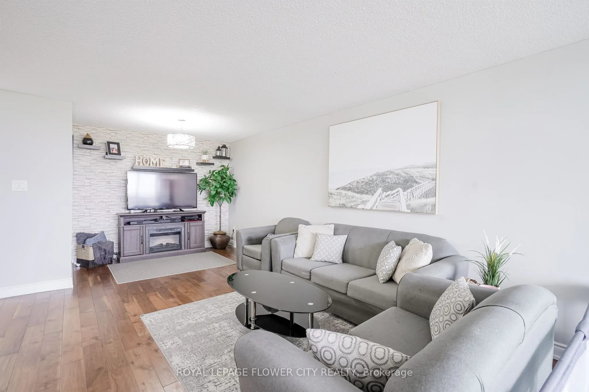 1 Rowntree Road N, #611