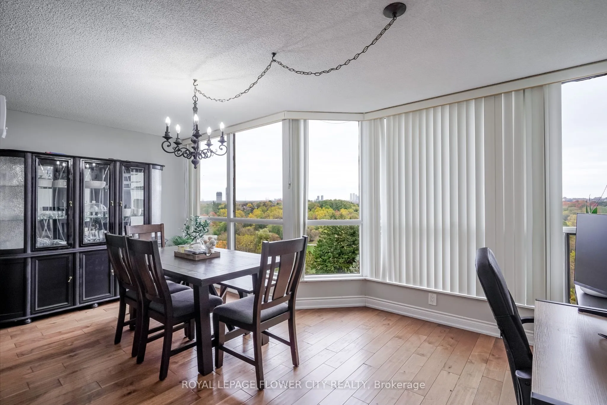 1 Rowntree Road N, #611