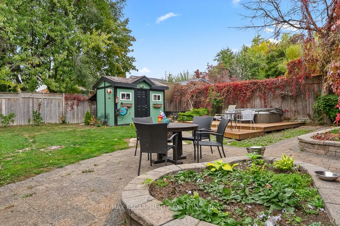 1086 MISSISSAUGA VALLEY Boulevard, #UPPER