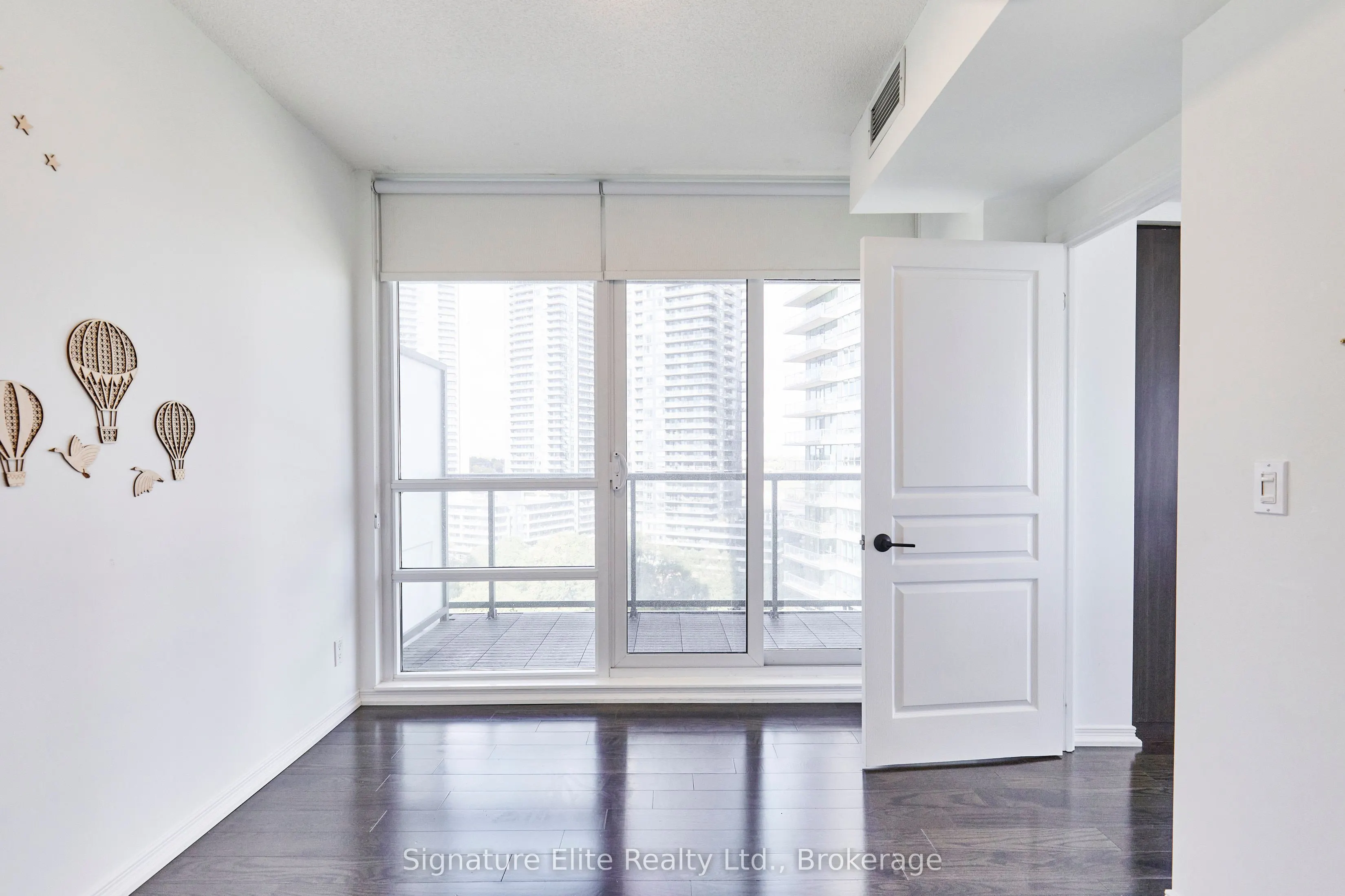 2240 Lake Shore Boulevard W, #1206