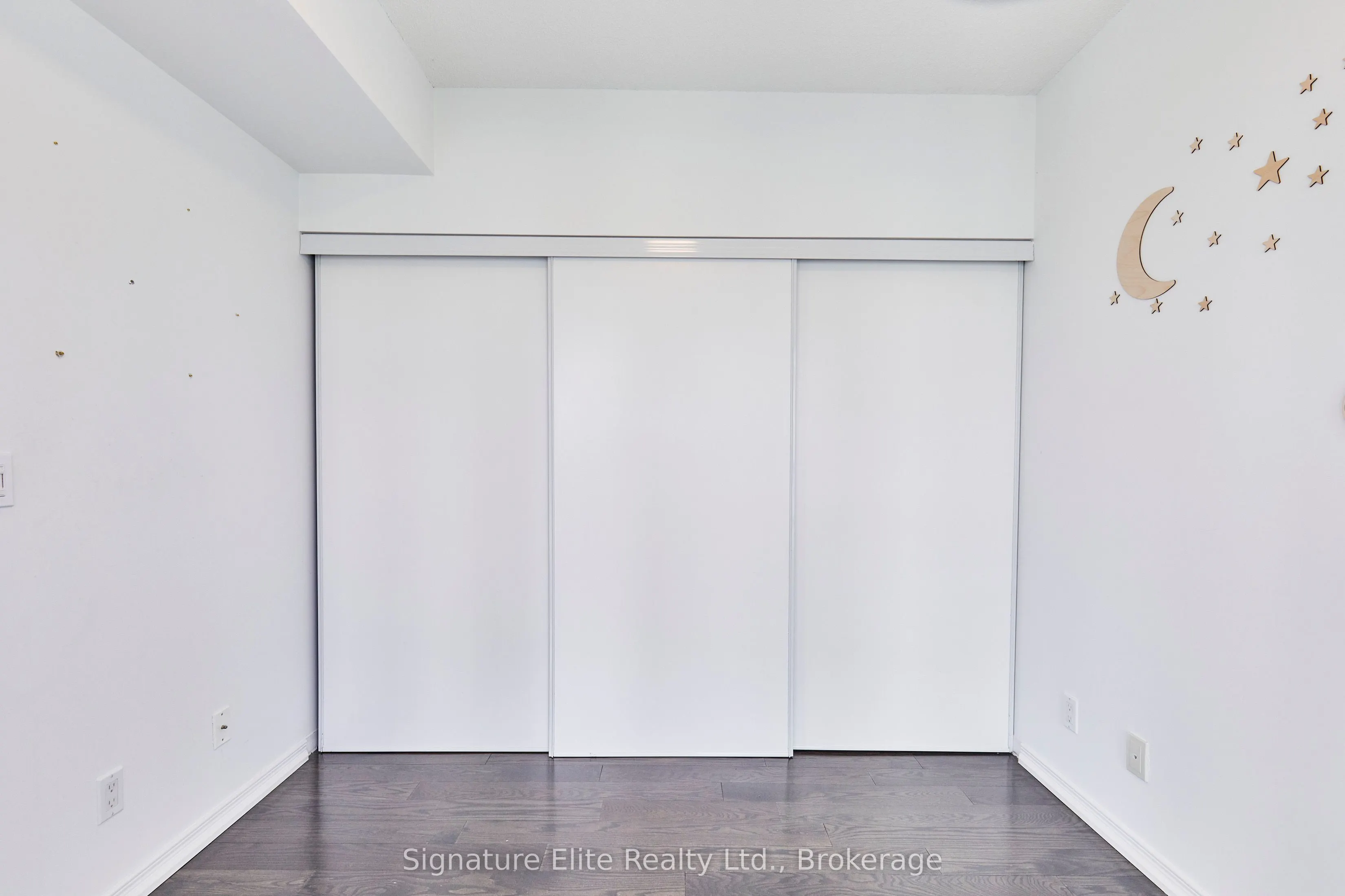 2240 Lake Shore Boulevard W, #1206