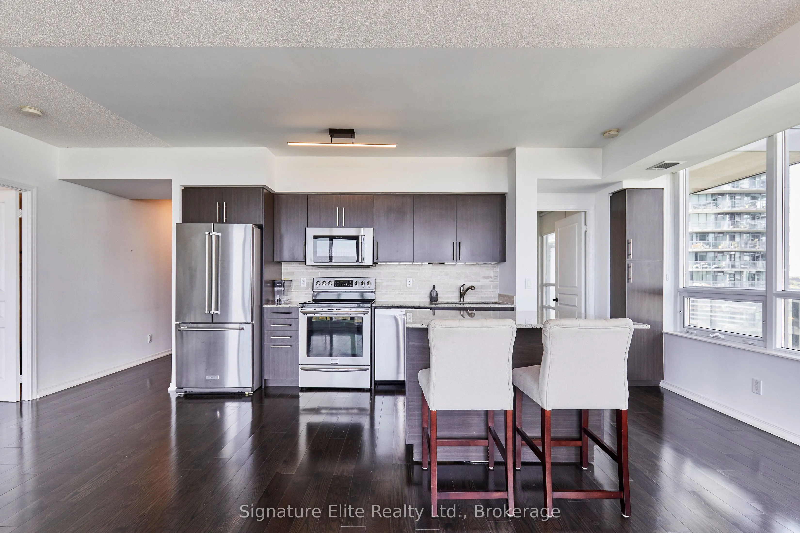 2240 Lake Shore Boulevard W, #1206