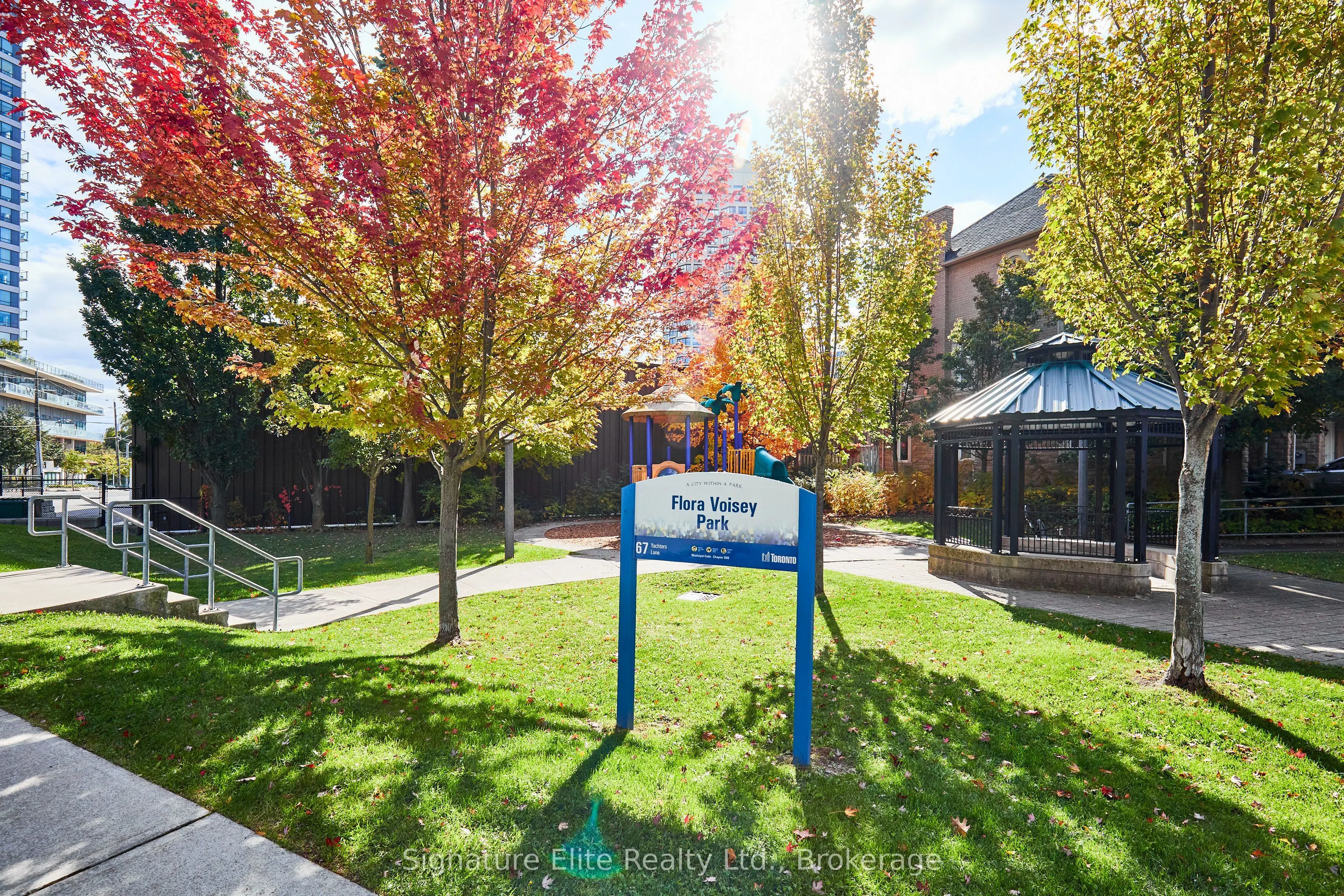 2240 Lake Shore Boulevard W, #1206
