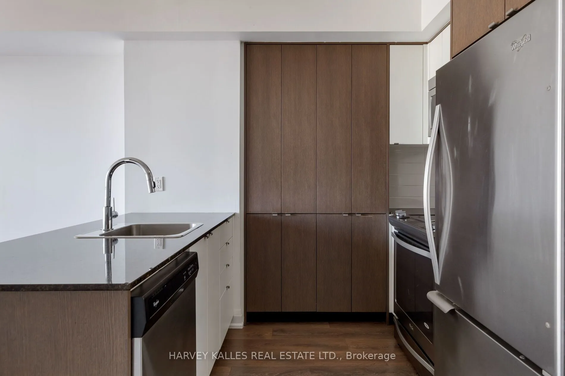 9 Valhalla Inn Road, #1208