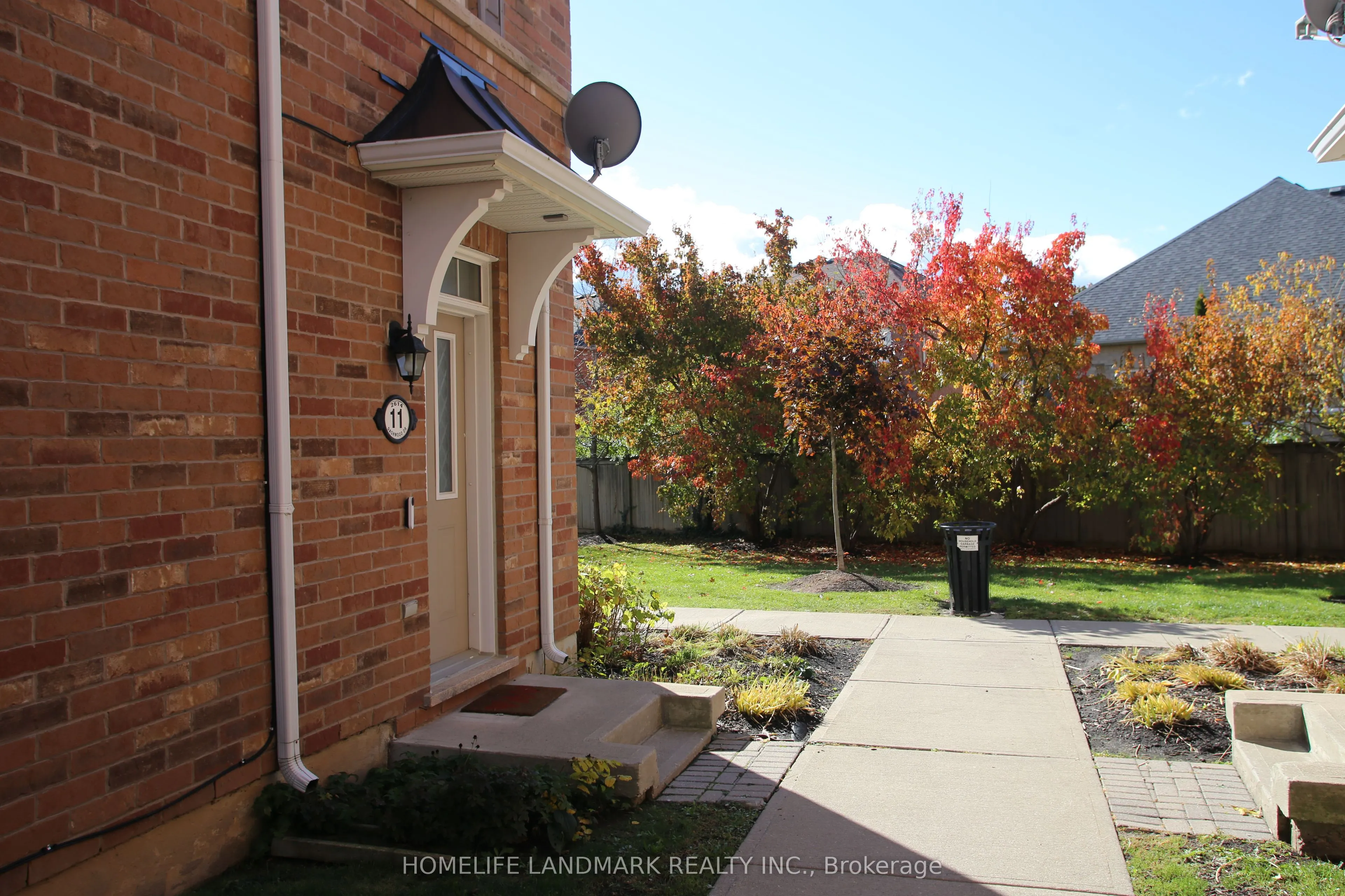 2614 Dashwood Drive, #11