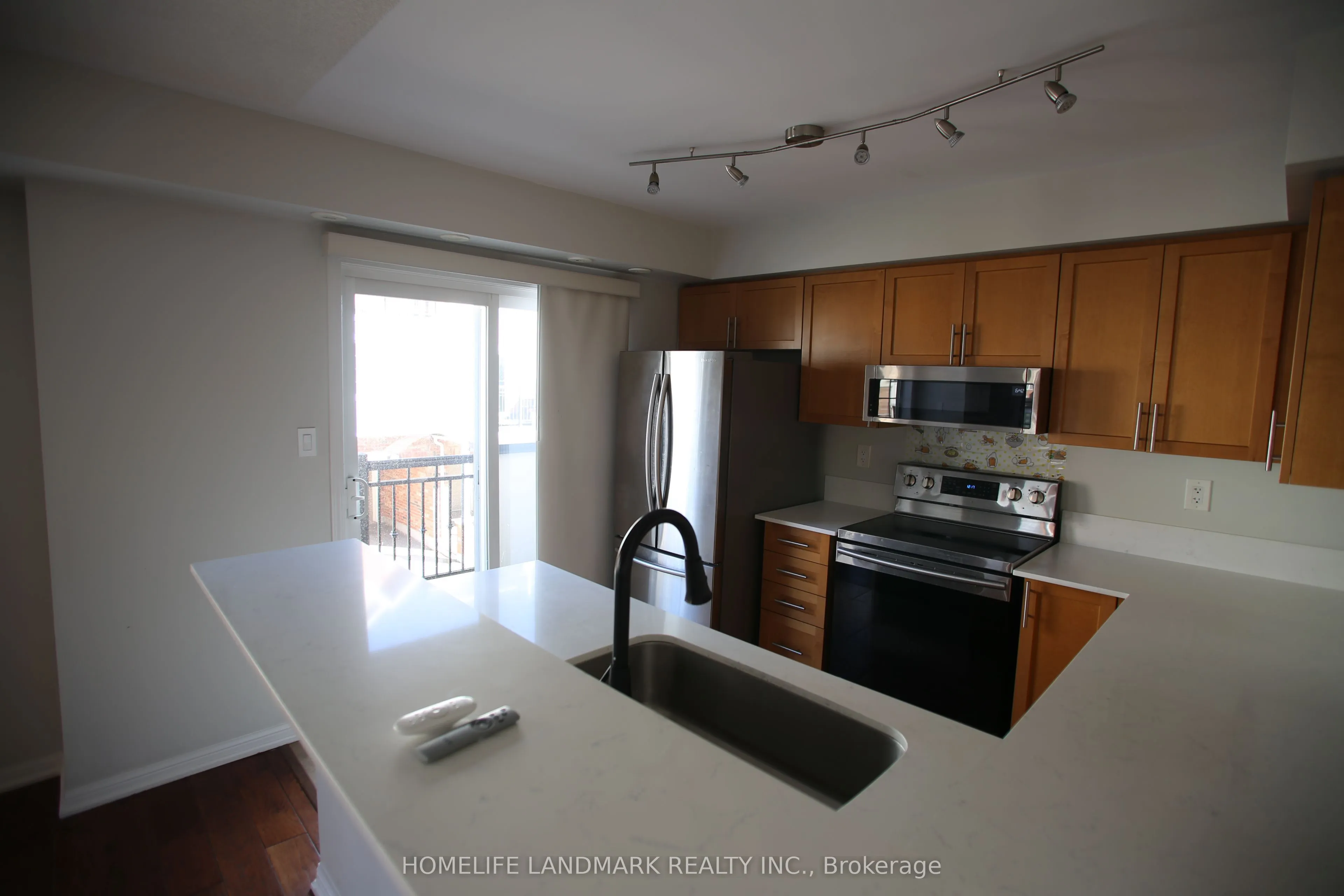 2614 Dashwood Drive, #11