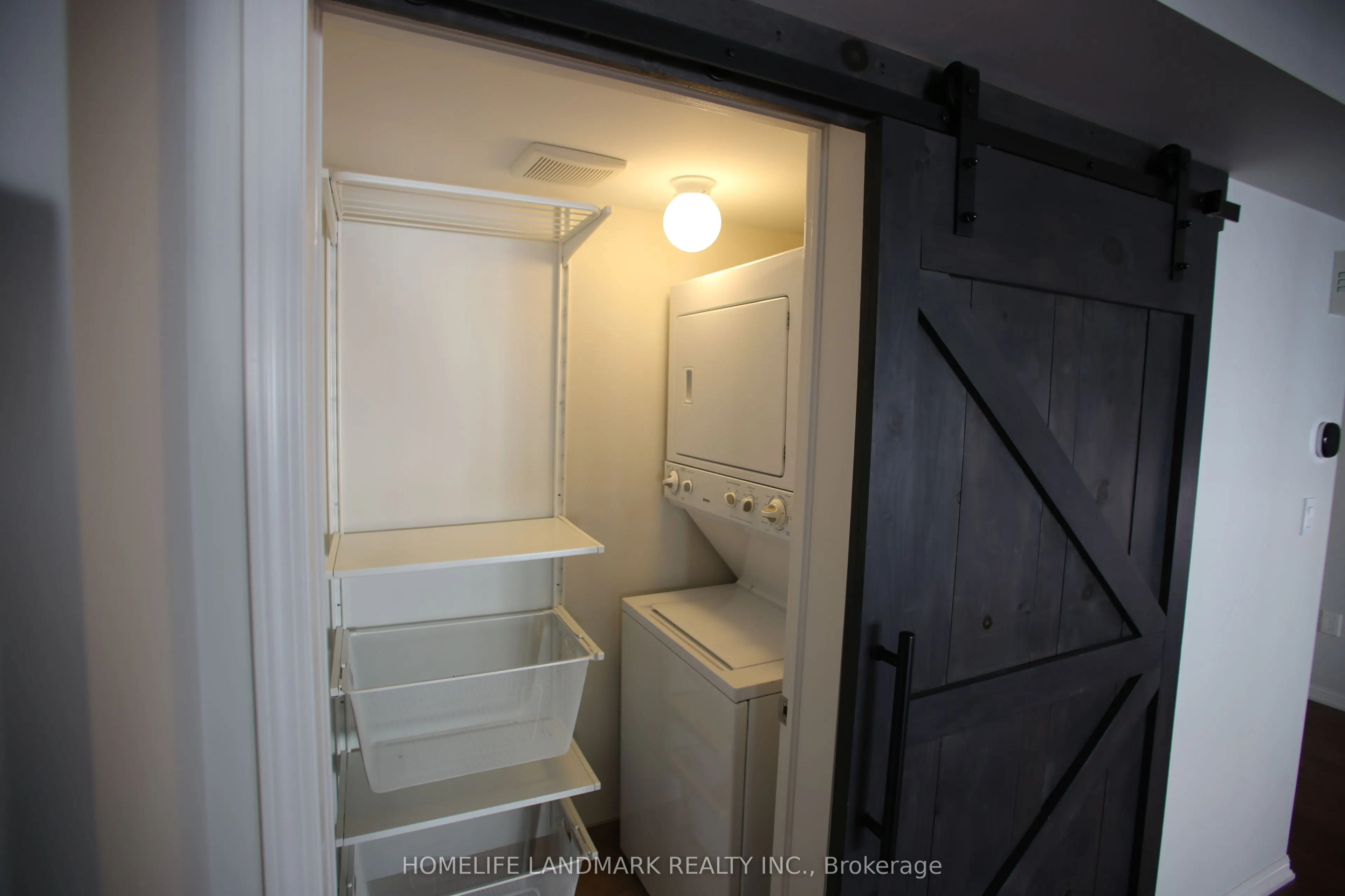 2614 Dashwood Drive, #11