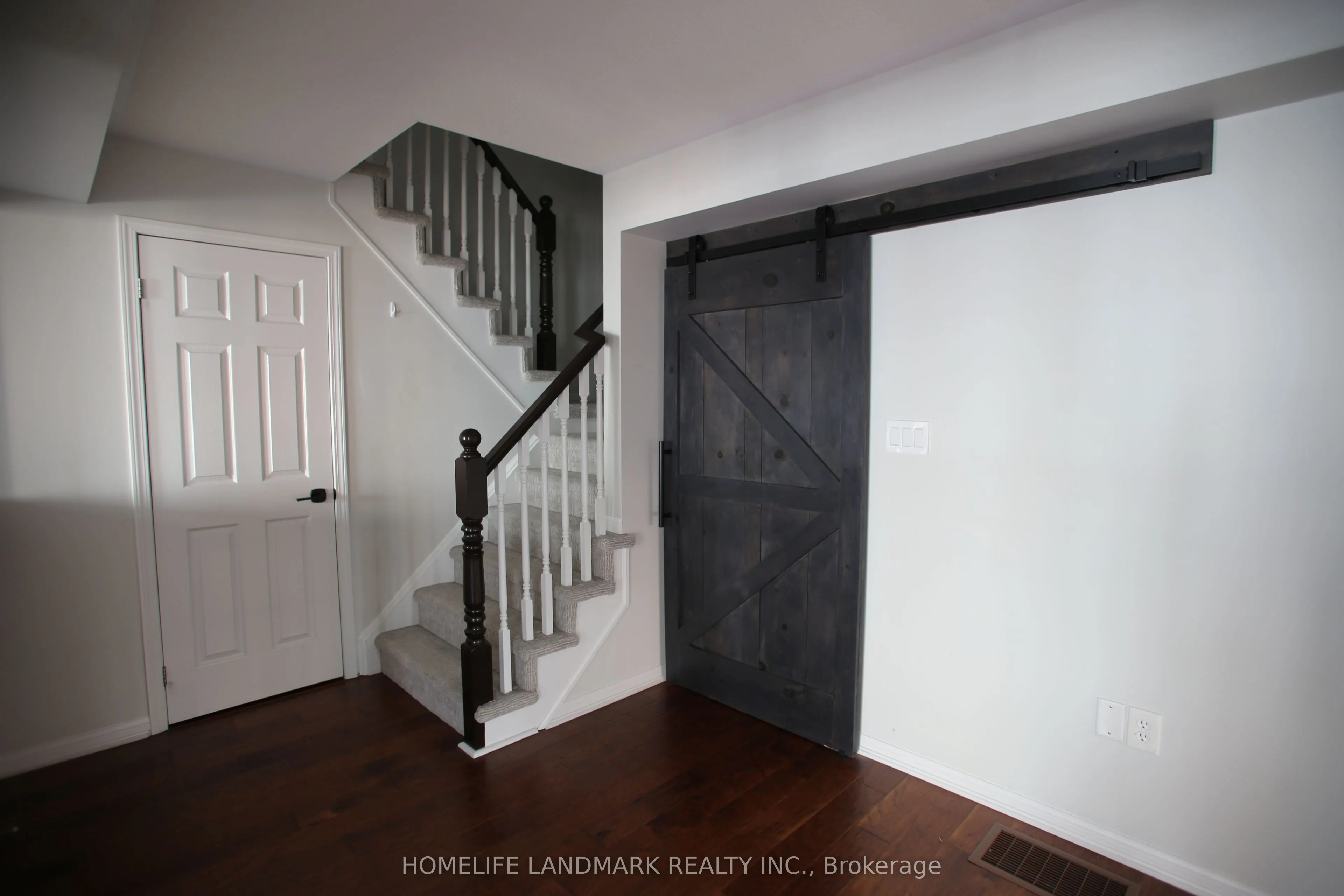 2614 Dashwood Drive, #11