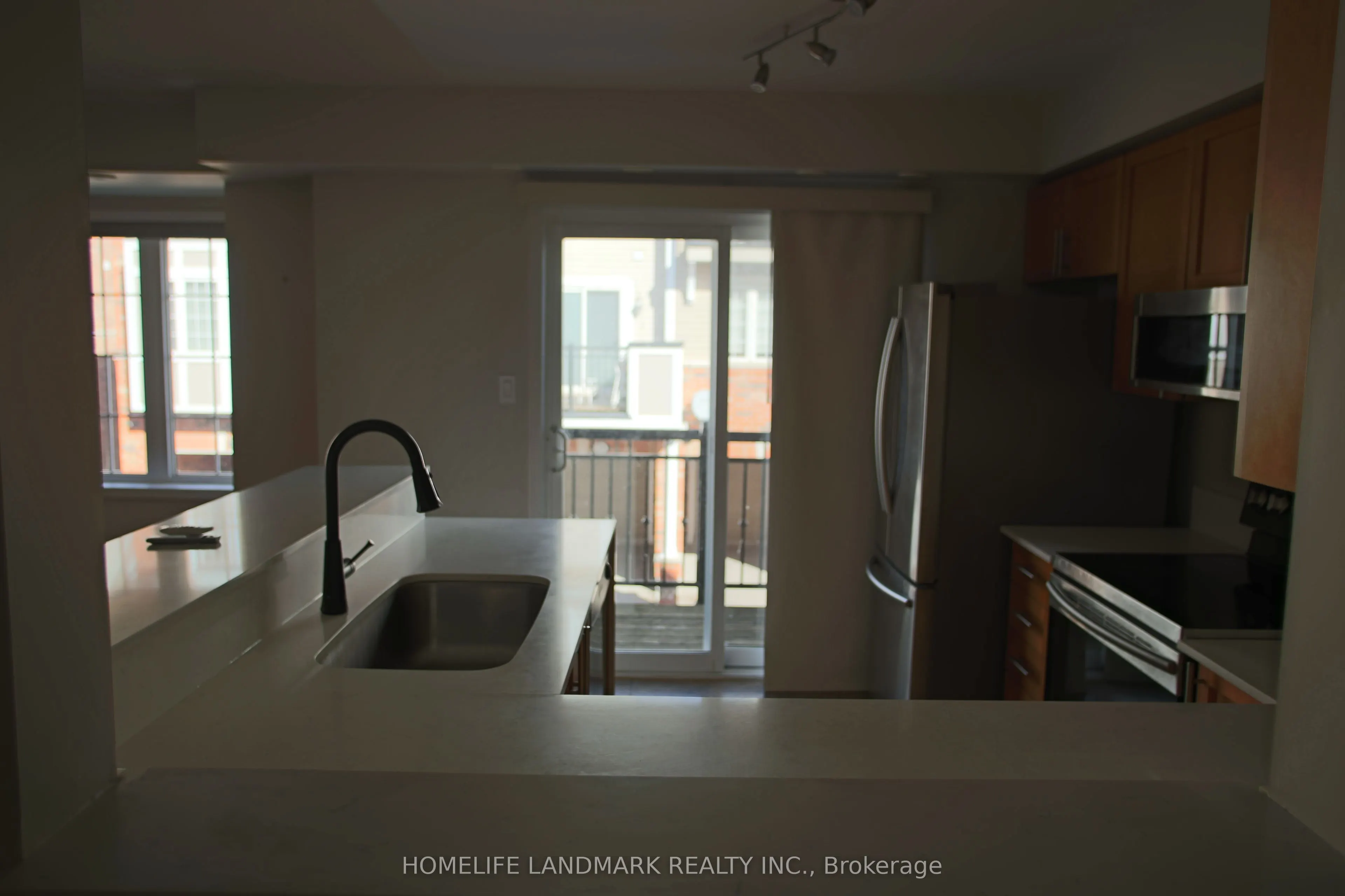 2614 Dashwood Drive, #11