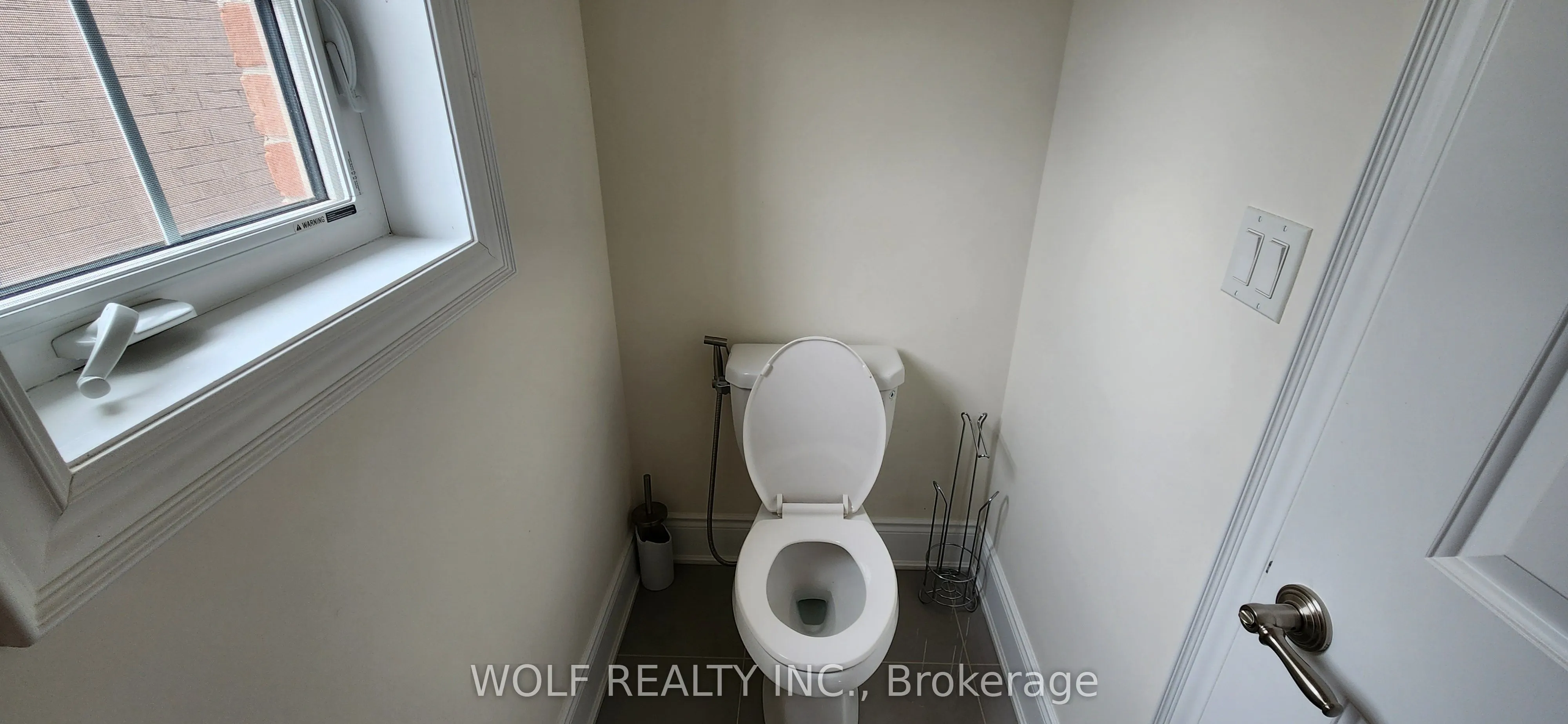 16 Rolling Acres Drive