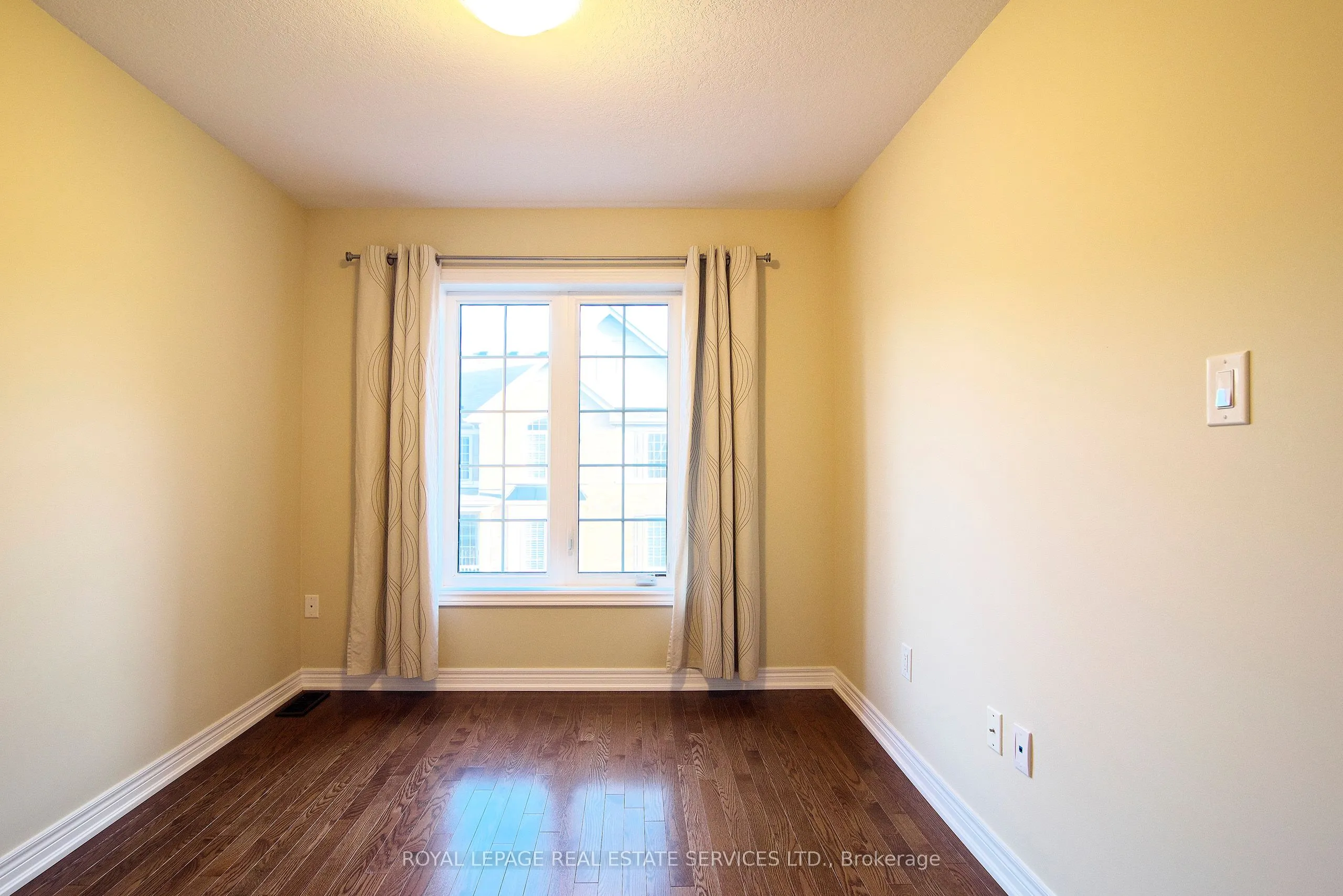 387 Alderwood Common
